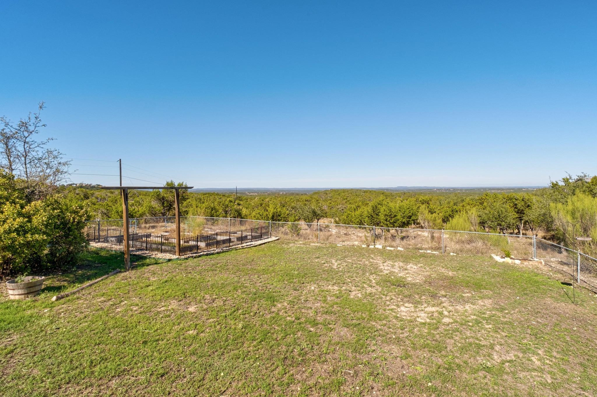 2121 Martin Rd, Dripping Springs, TX 78620