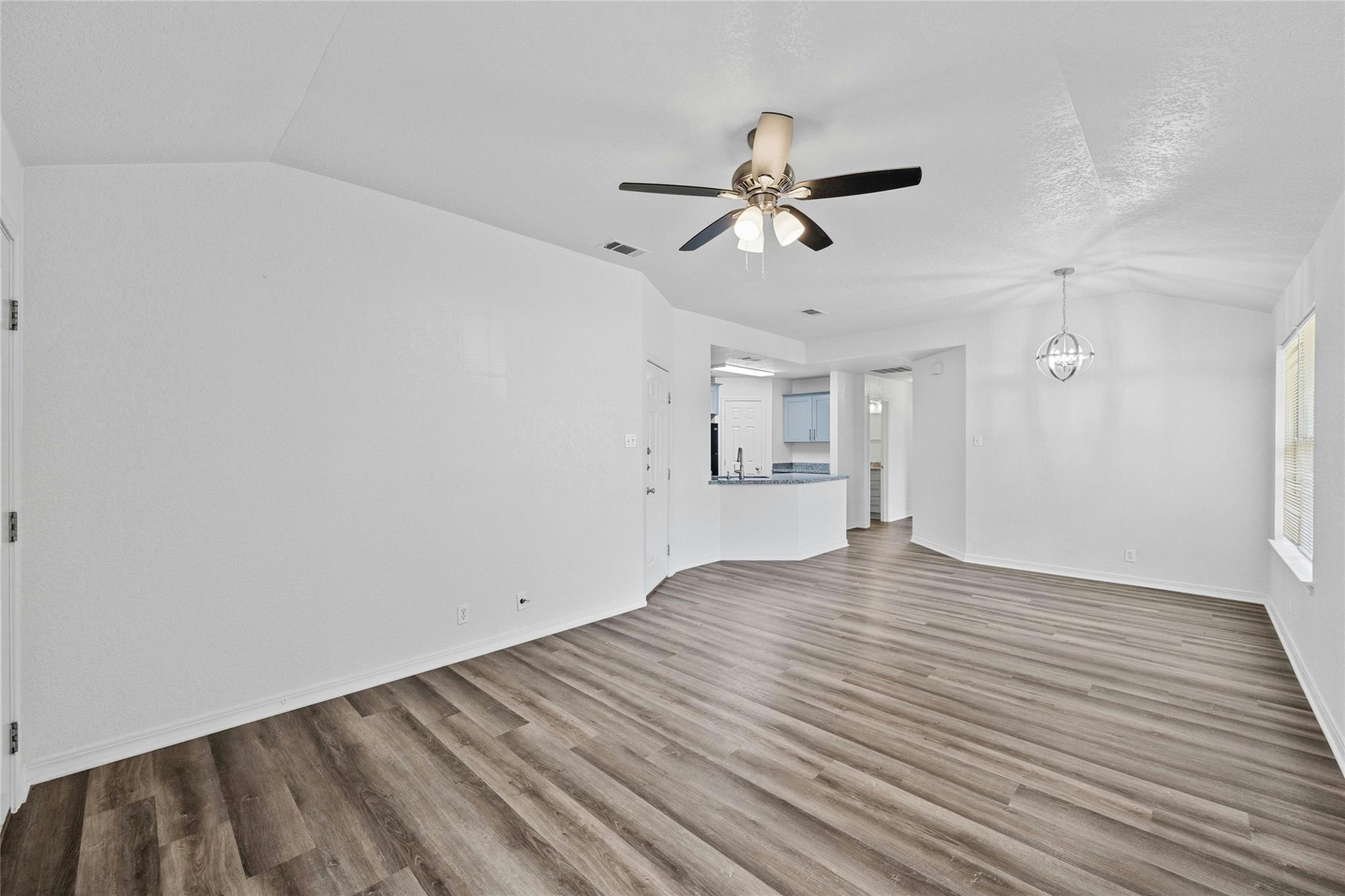 502 Rockmoor Dr # B, Georgetown, TX 78628