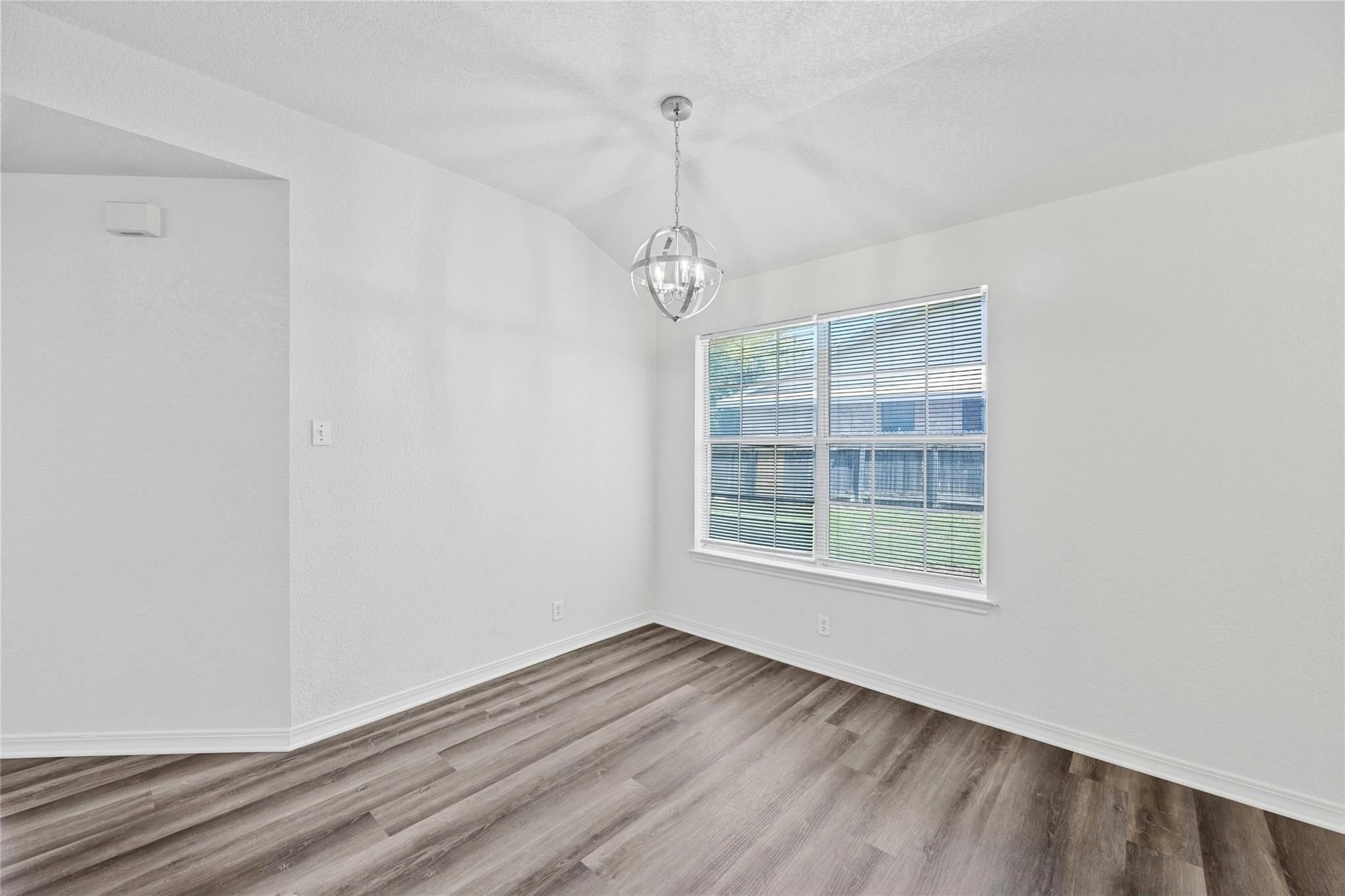 502 Rockmoor Dr # B, Georgetown, TX 78628