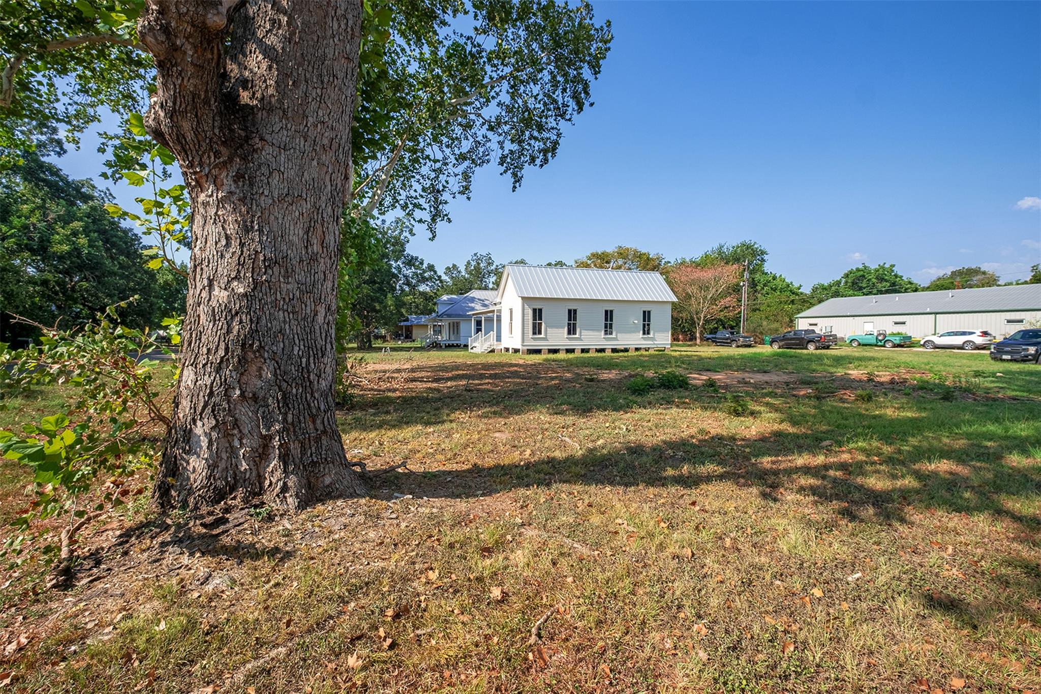 302 Washington St, Smithville, TX 78957