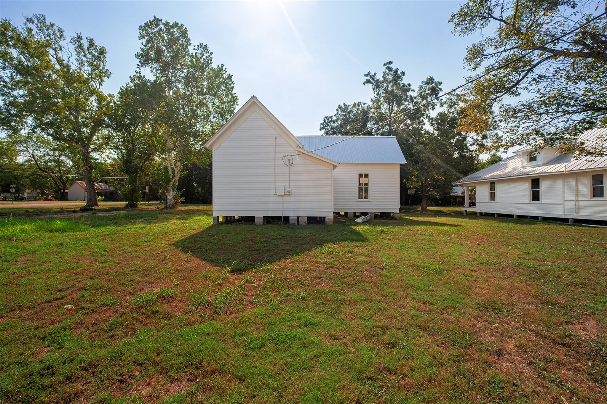 302 Washington St, Smithville, TX 78957