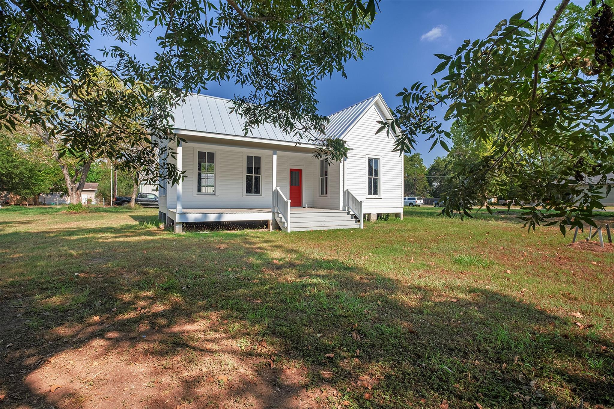 302 Washington St, Smithville, TX 78957