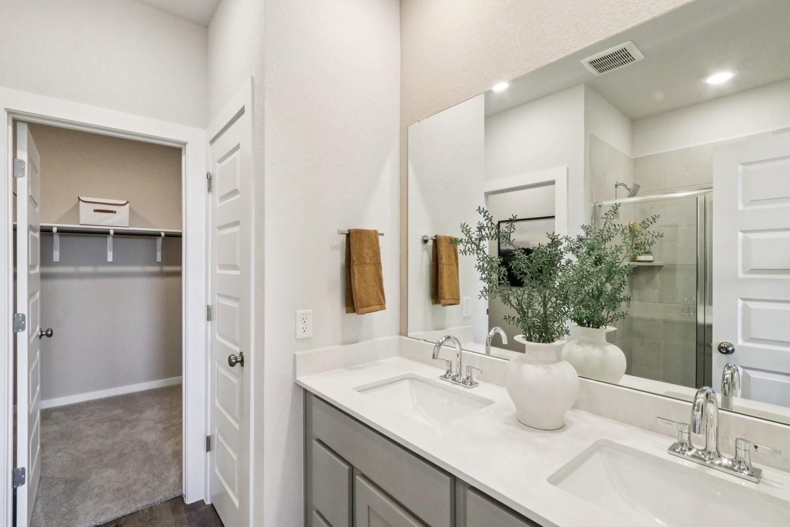 224 Bendecido Loop, Elgin, TX 78621