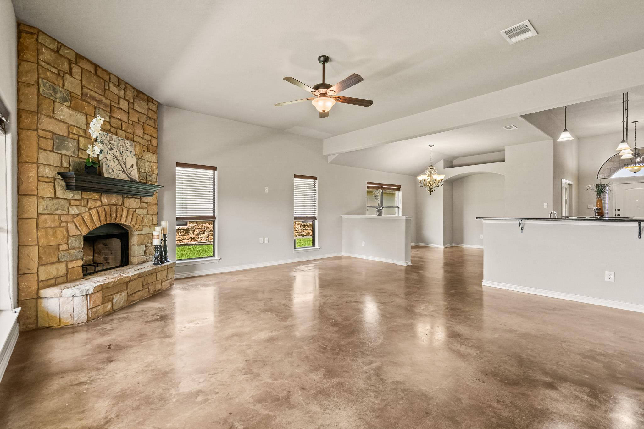 5300 Encino Oak Way, Killeen, TX 76542