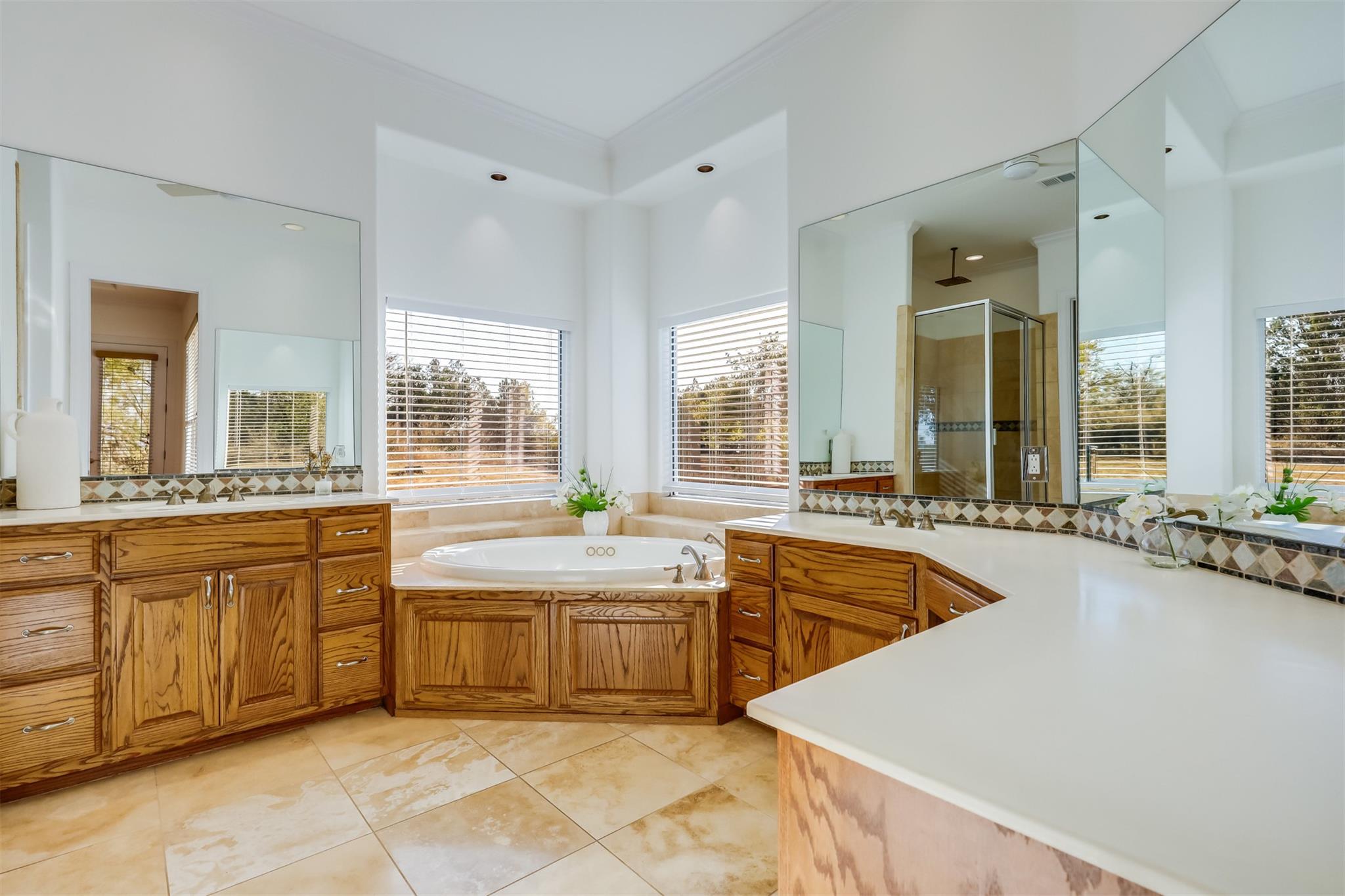 104 Running Brook Trl, Spicewood, TX 78669