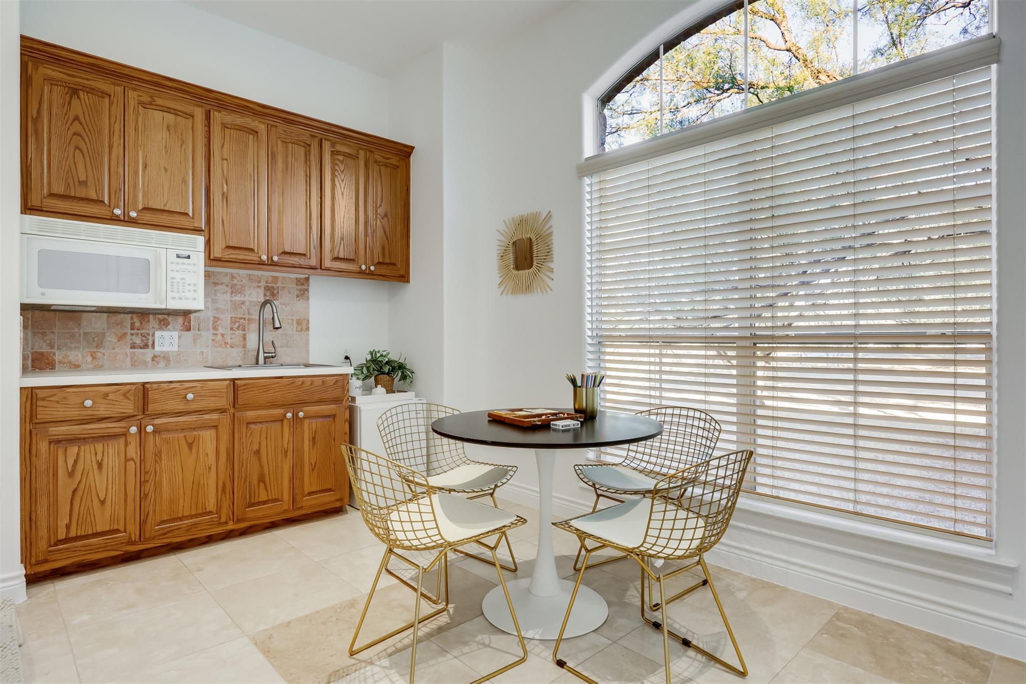 104 Running Brook Trl, Spicewood, TX 78669