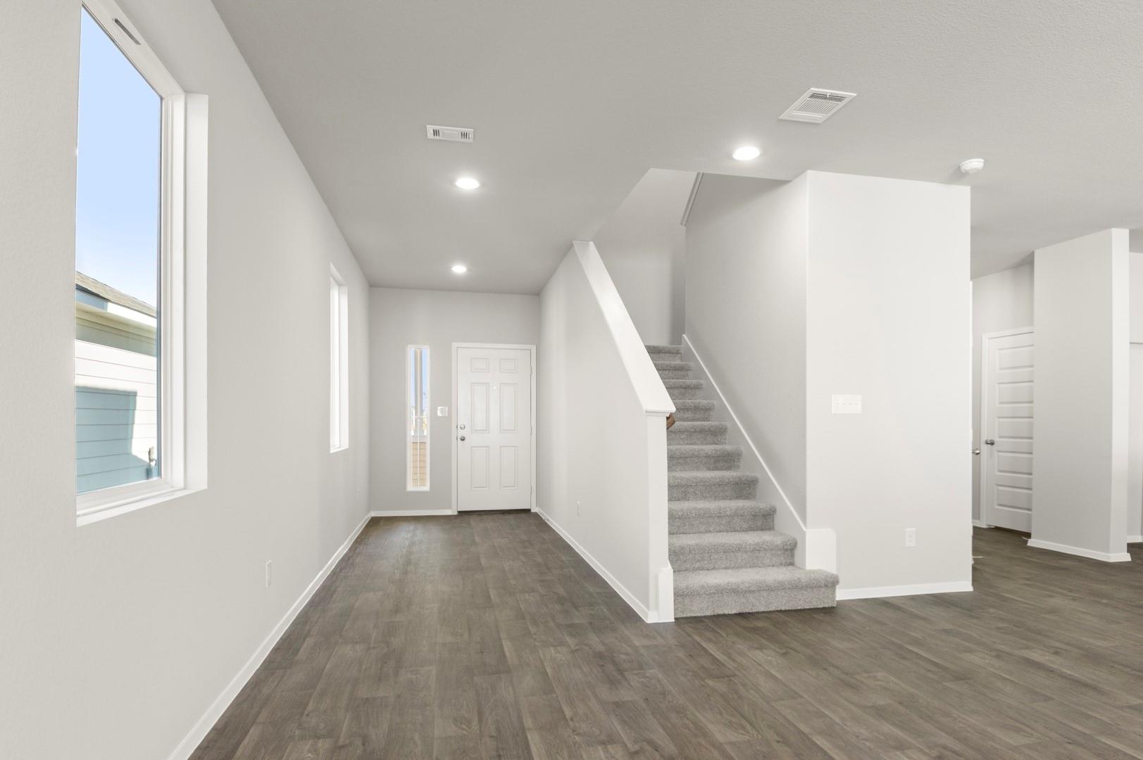 230 Barley Ln, Elgin, TX 78621