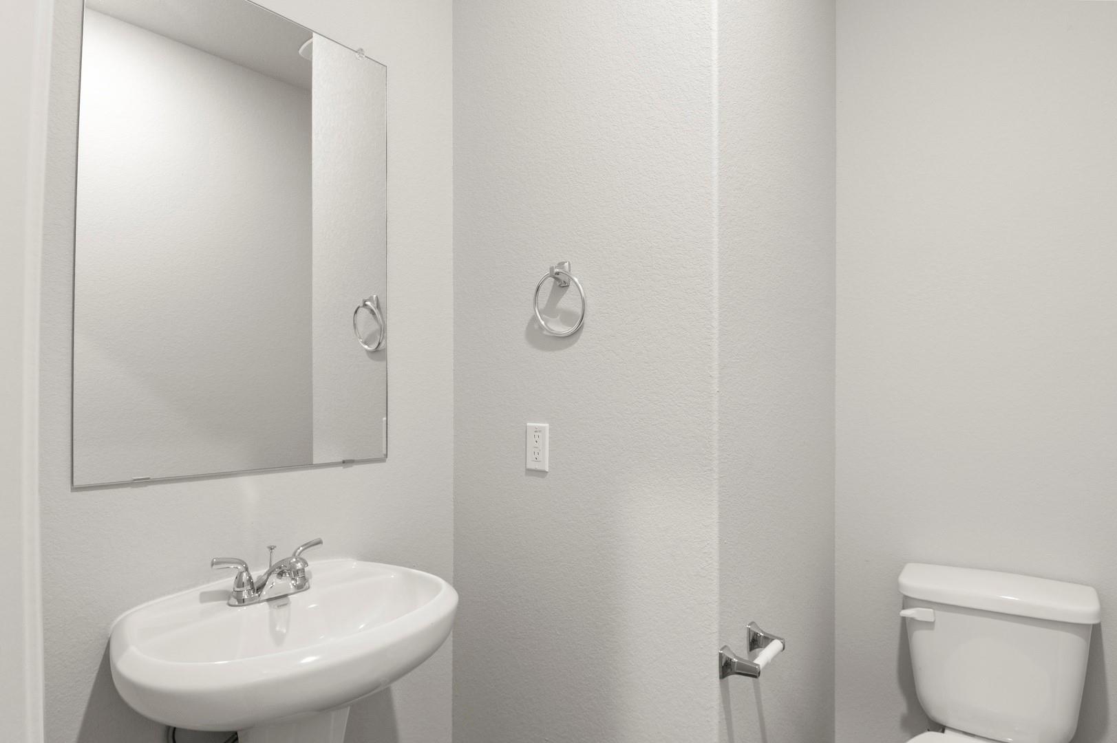 230 Barley Ln, Elgin, TX 78621