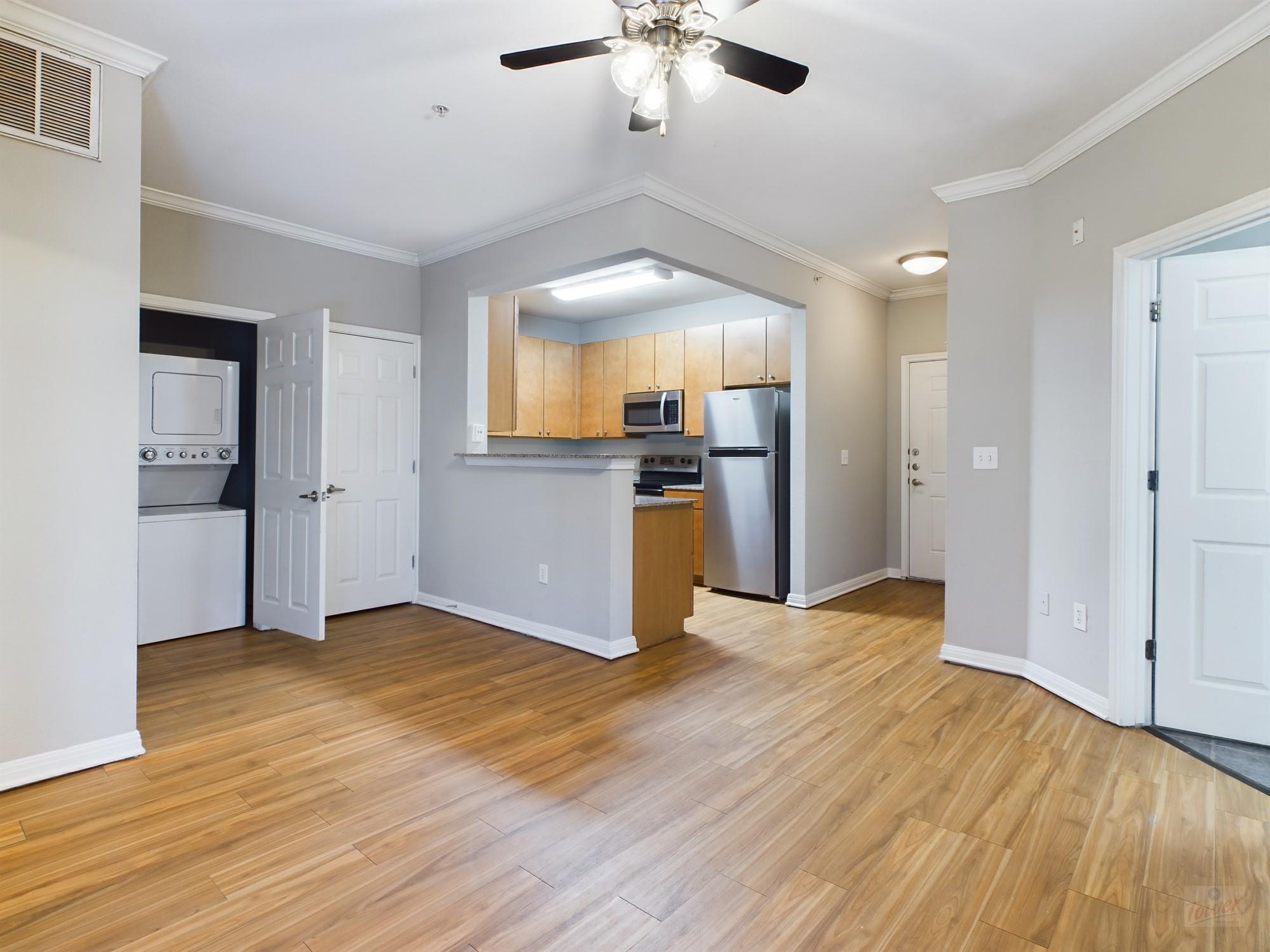 2502 Leon St # 415, Austin, TX 78705