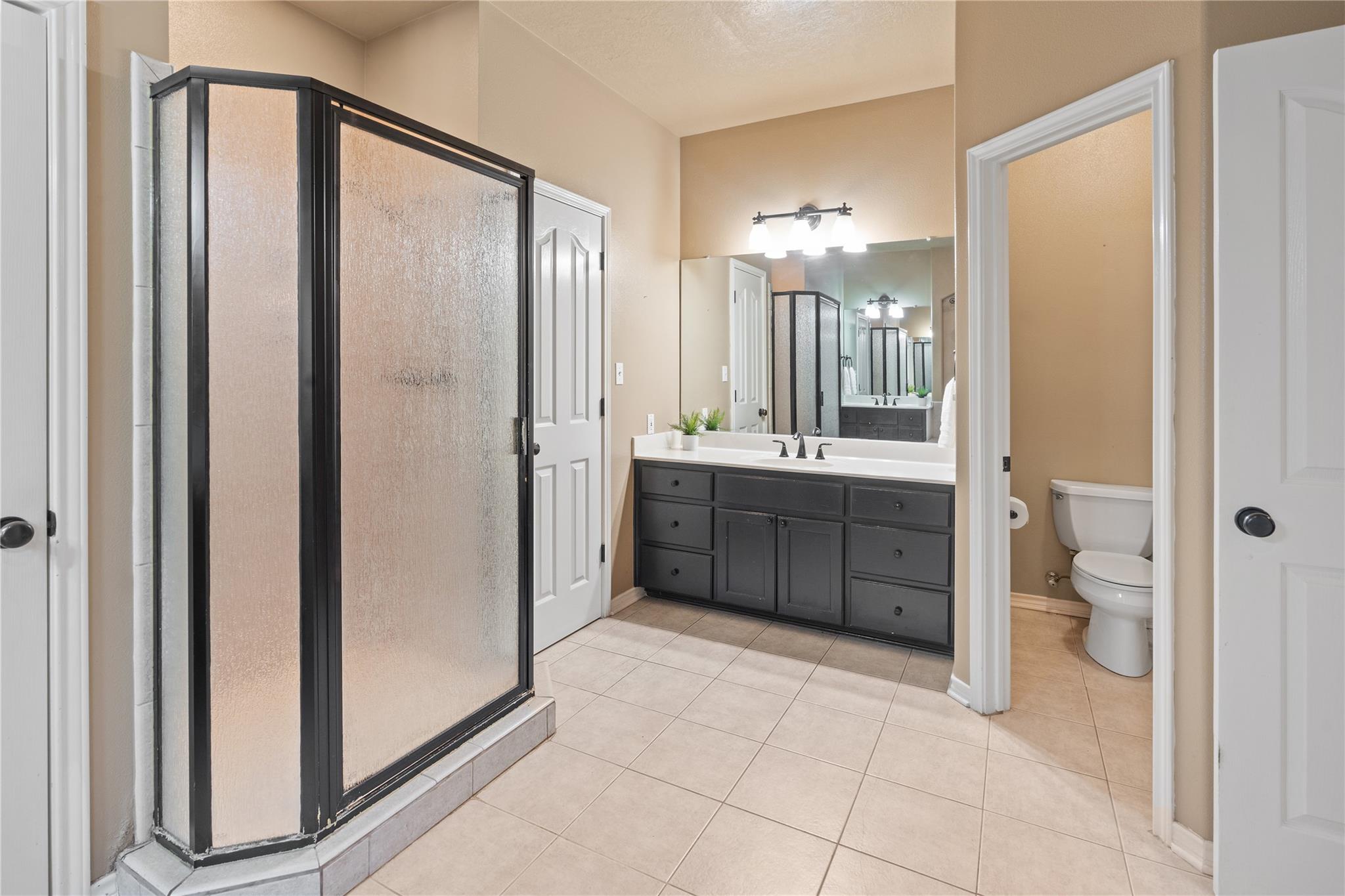 2300 Willow Ln, Taylor, TX 76574