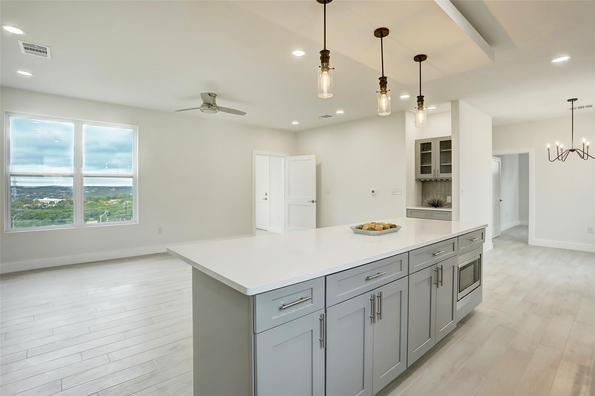 4300 Mansfield Dam Rd # 1521 / 1531, Austin, TX 78734