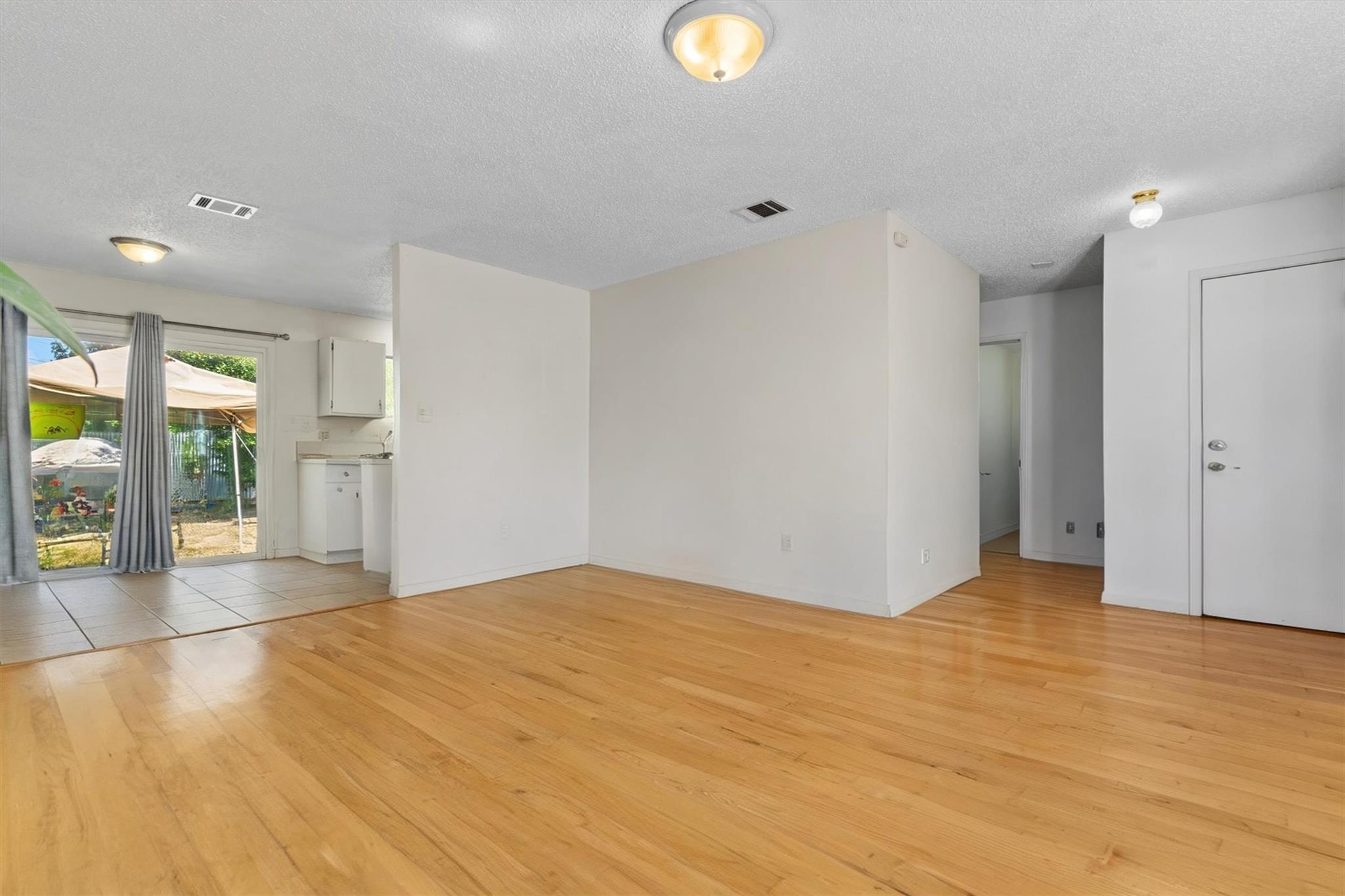 722 Wales Way, Austin, TX 78748