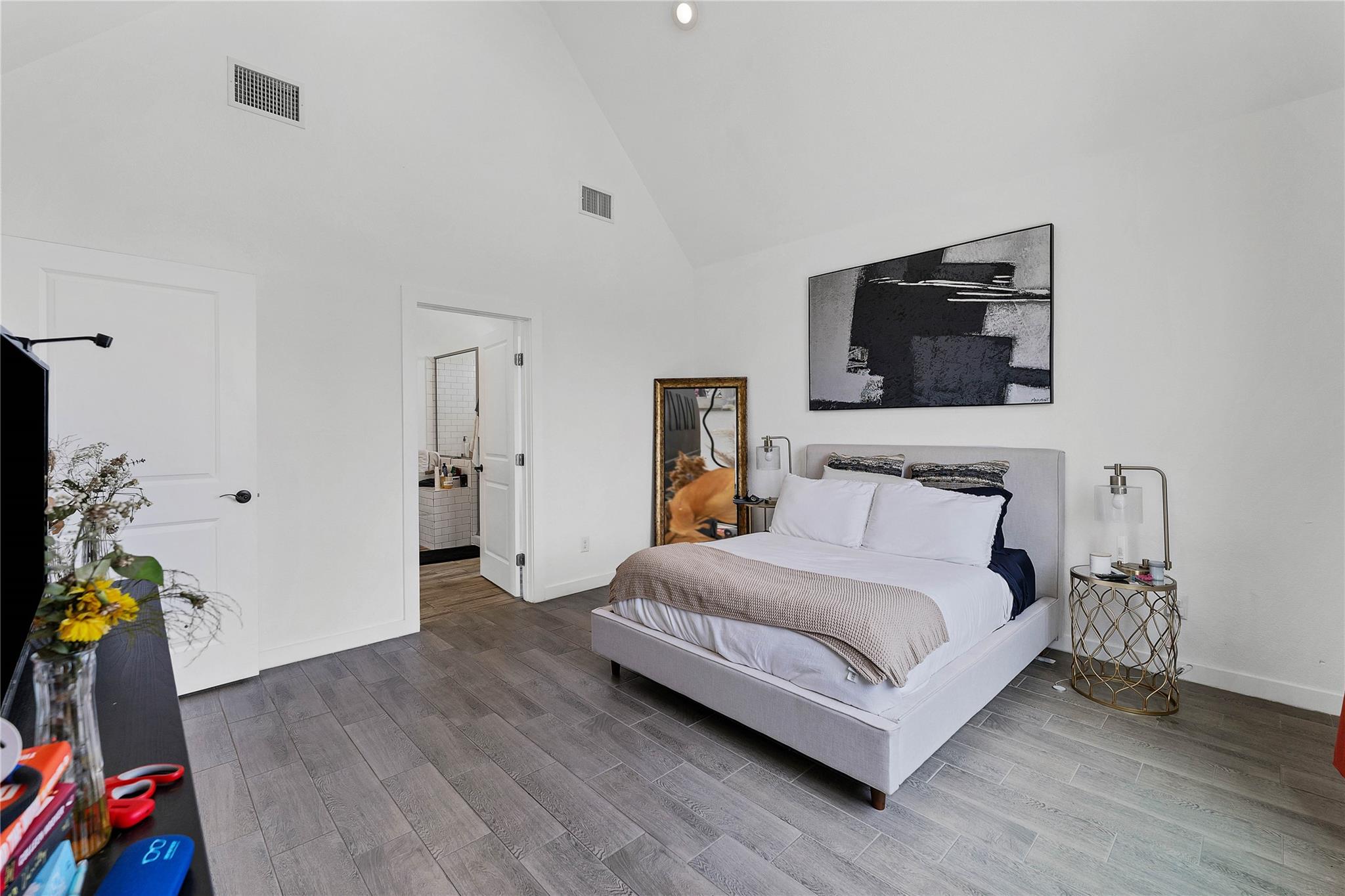 893 E Mather St, New Braunfels, TX 78130