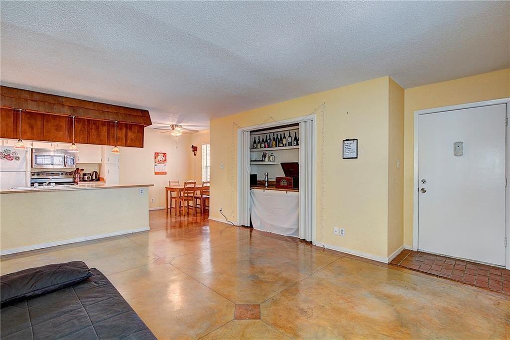 910 Duncan Ln # 7, Austin, TX 78705