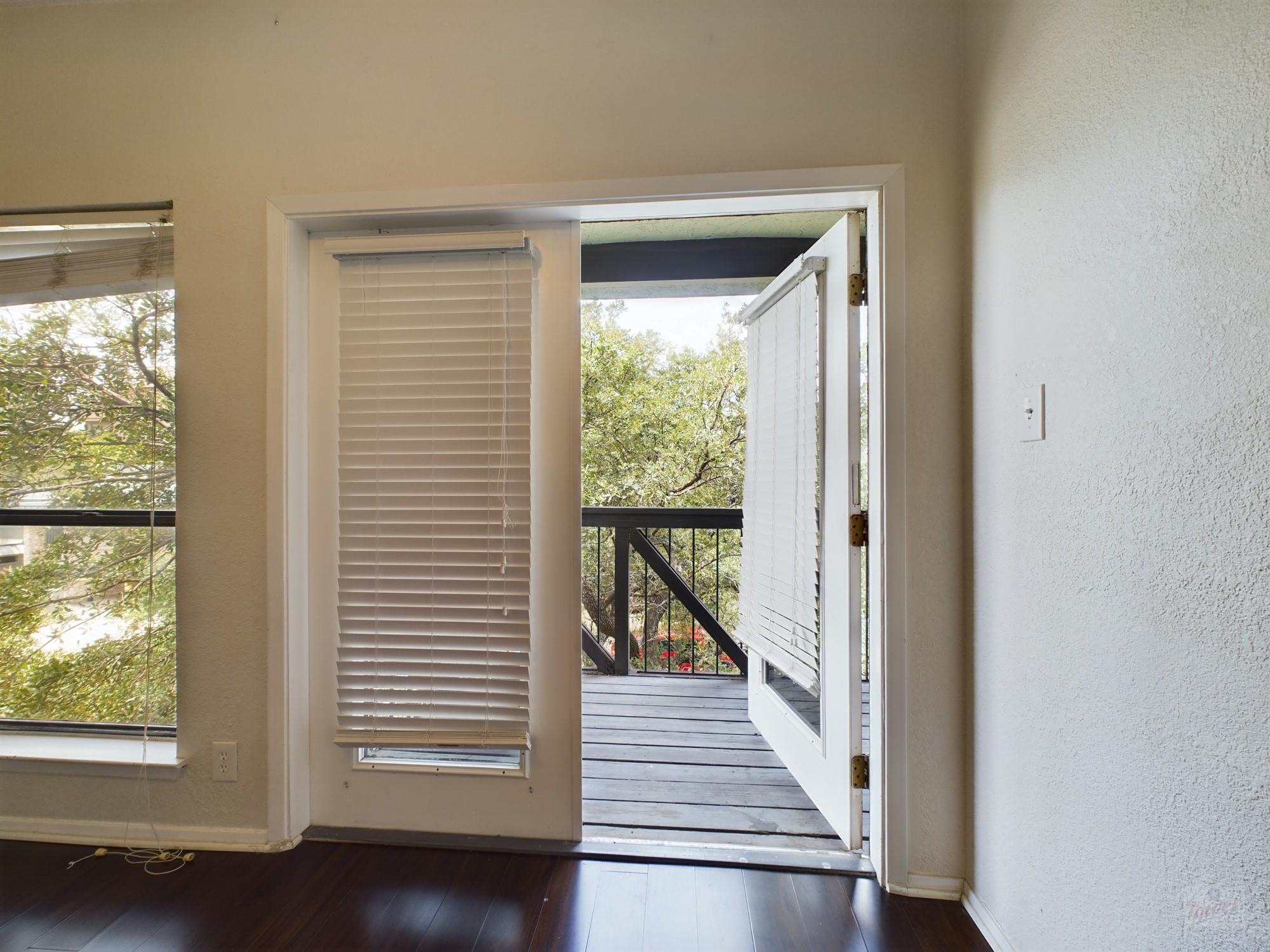 807 W 25th St # 304, Austin, TX 78705