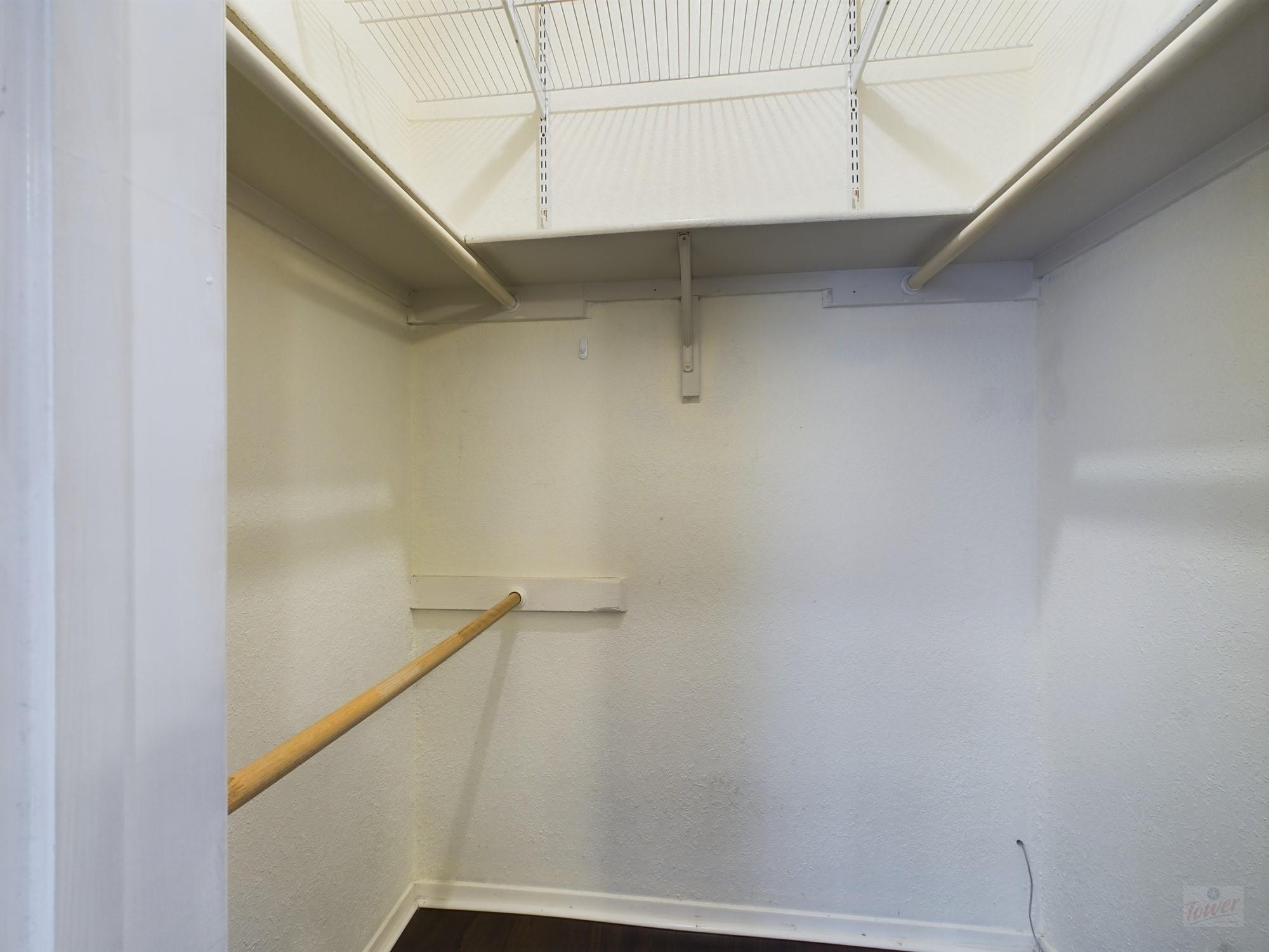 807 W 25th St # 304, Austin, TX 78705