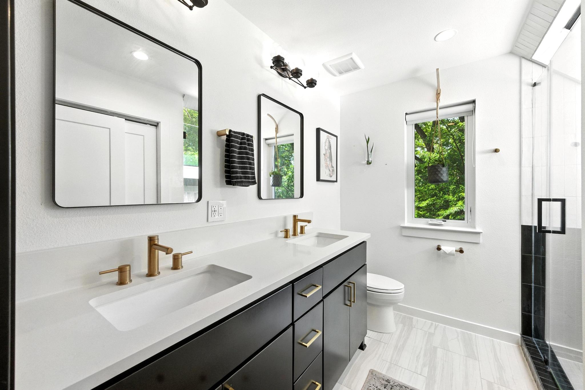 4614 Englewood Dr # 2, Austin, TX 78745