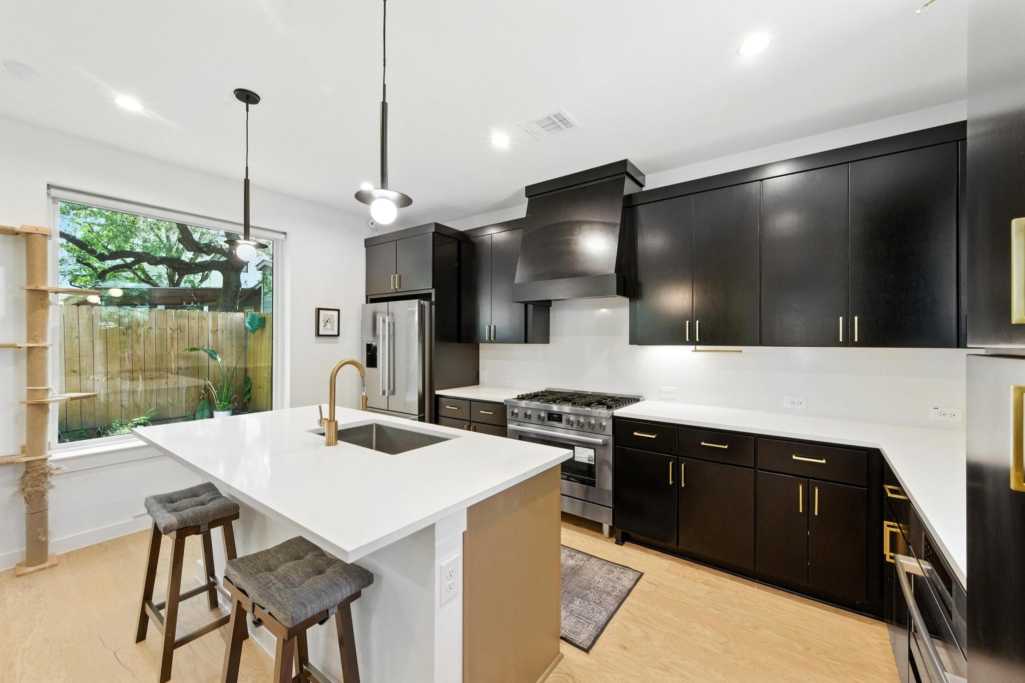 4614 Englewood Dr # 2, Austin, TX 78745