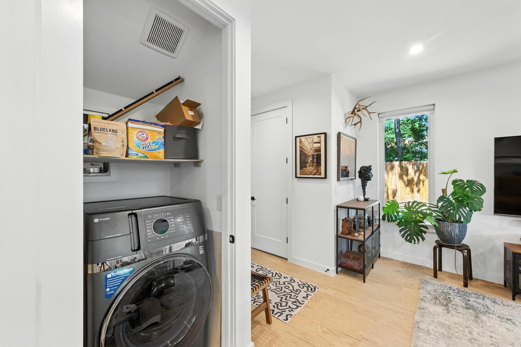 4614 Englewood Dr # 2, Austin, TX 78745