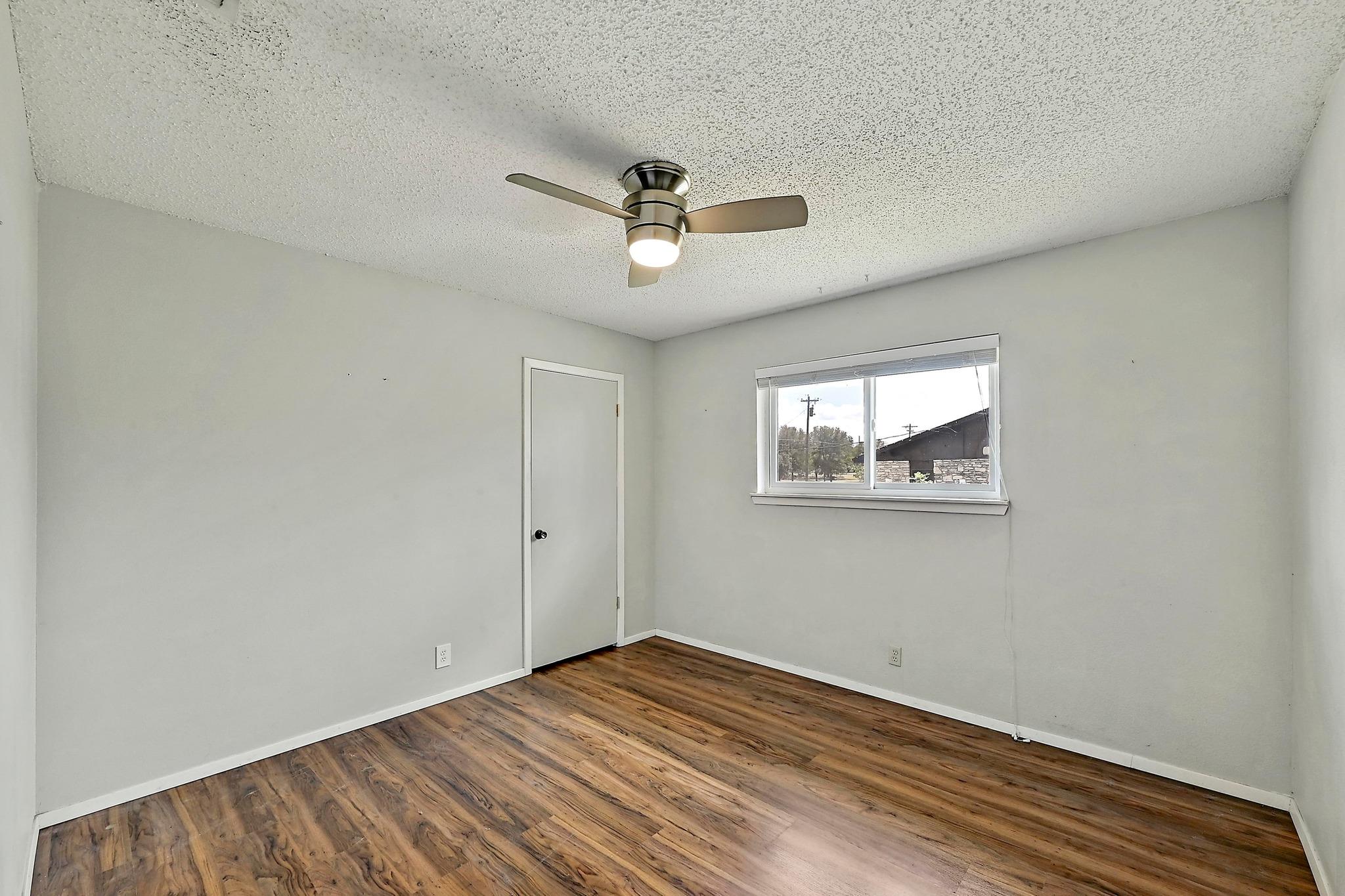 112 NE Skyview Ter, Leander, TX 78641