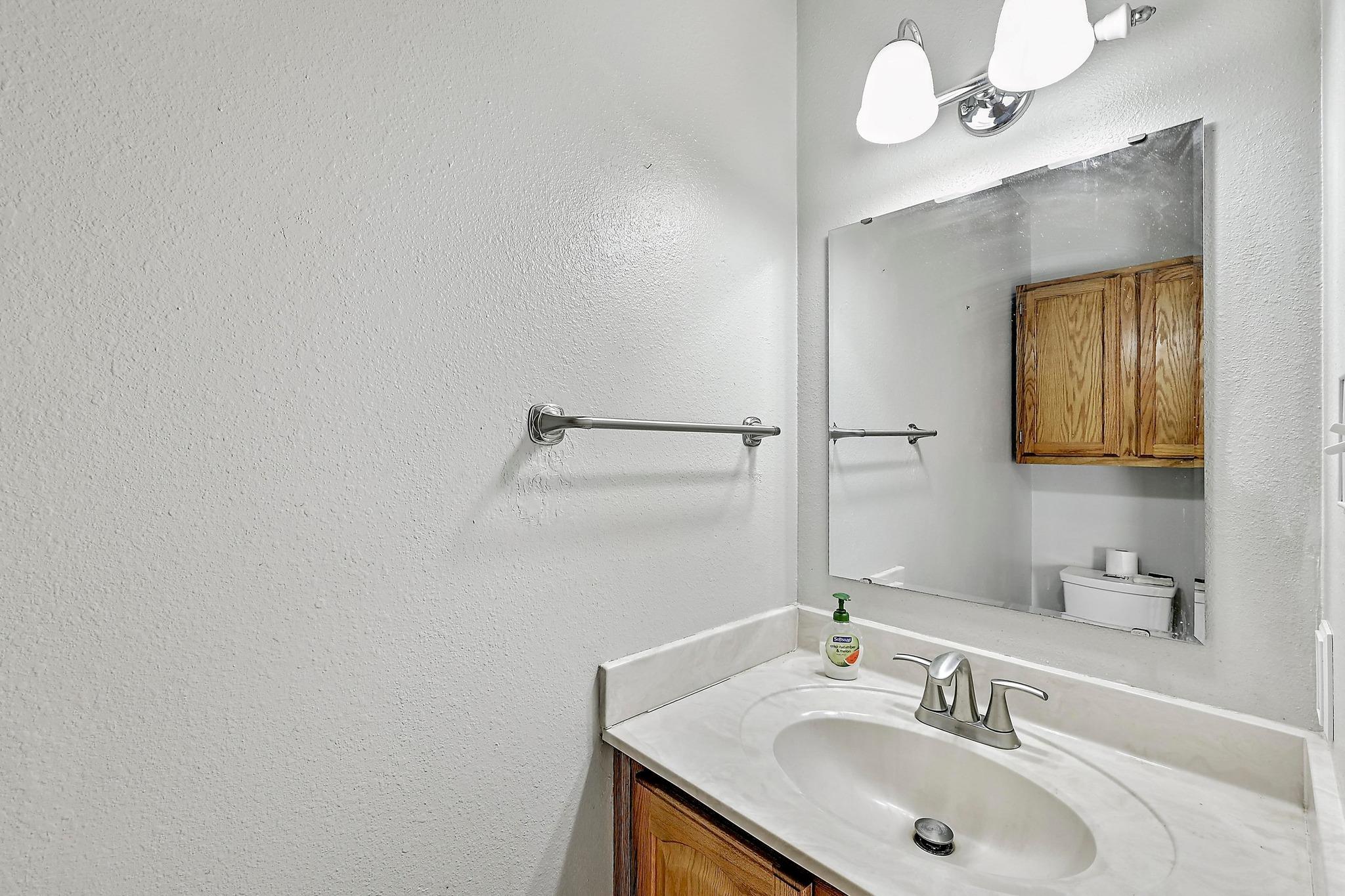 112 NE Skyview Ter, Leander, TX 78641