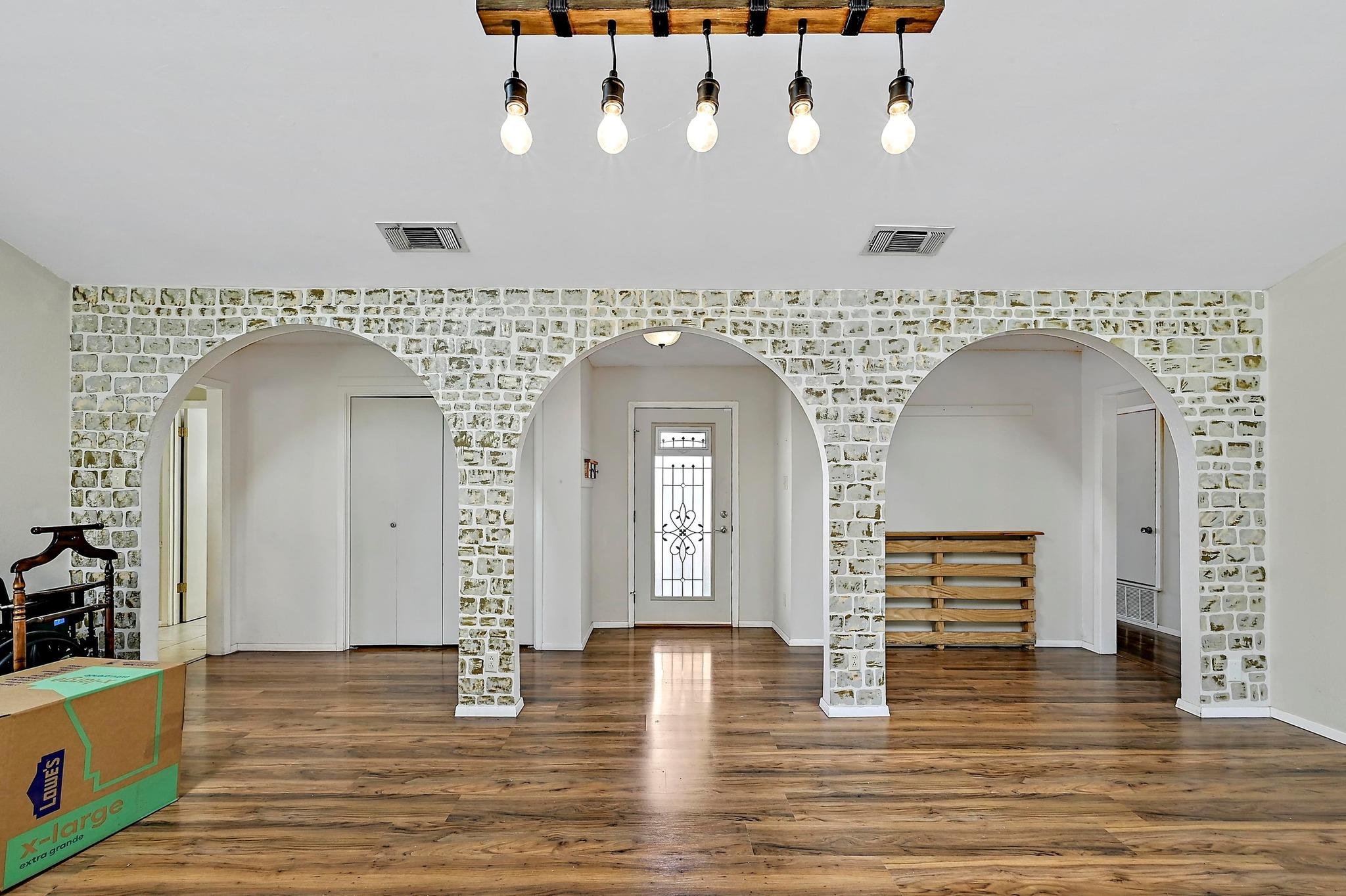 112 NE Skyview Ter, Leander, TX 78641