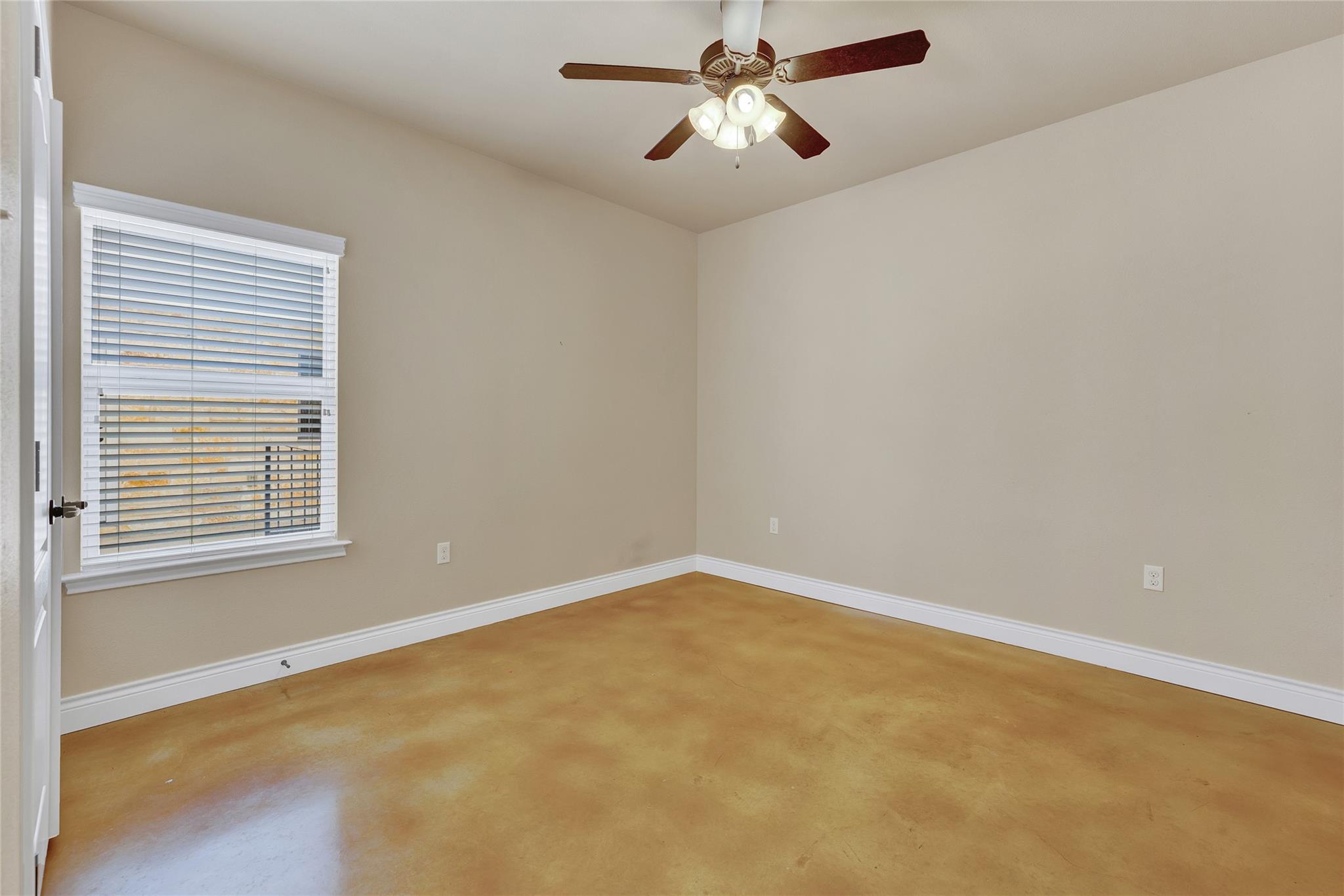 944 Hudson Ln, New Braunfels, TX 78130