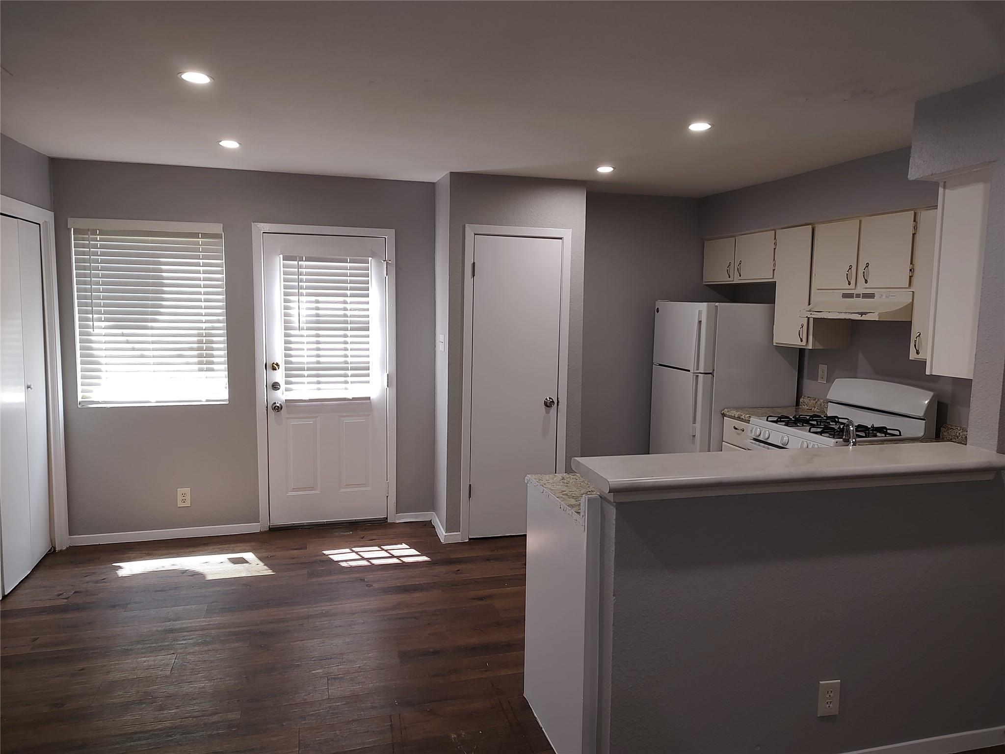 2200 Leah Cv # B, Austin, TX 78748