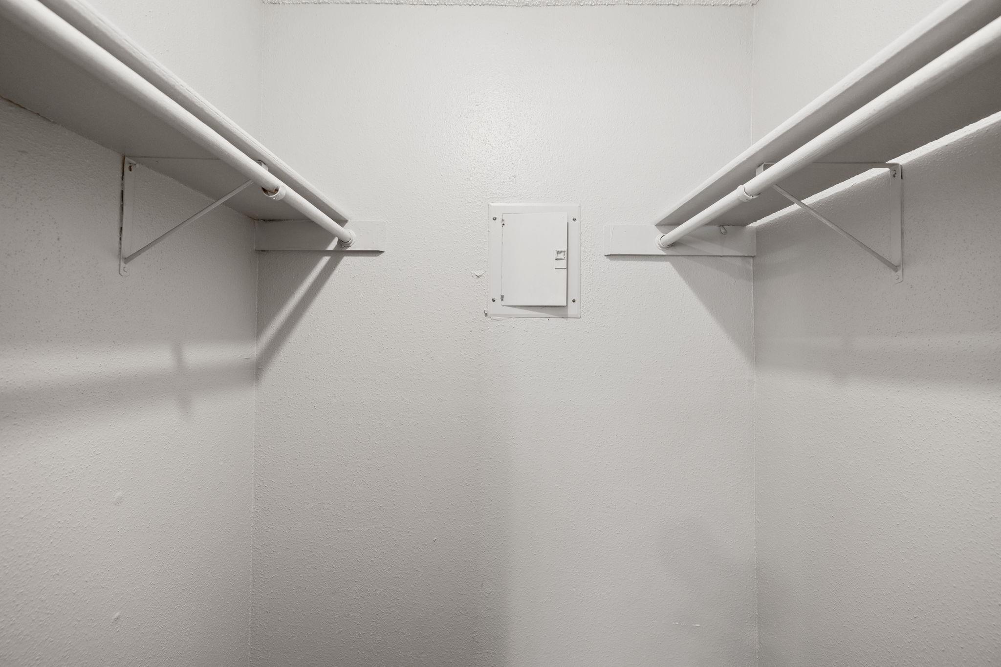 805 S Center St # 106, Austin, TX 78704