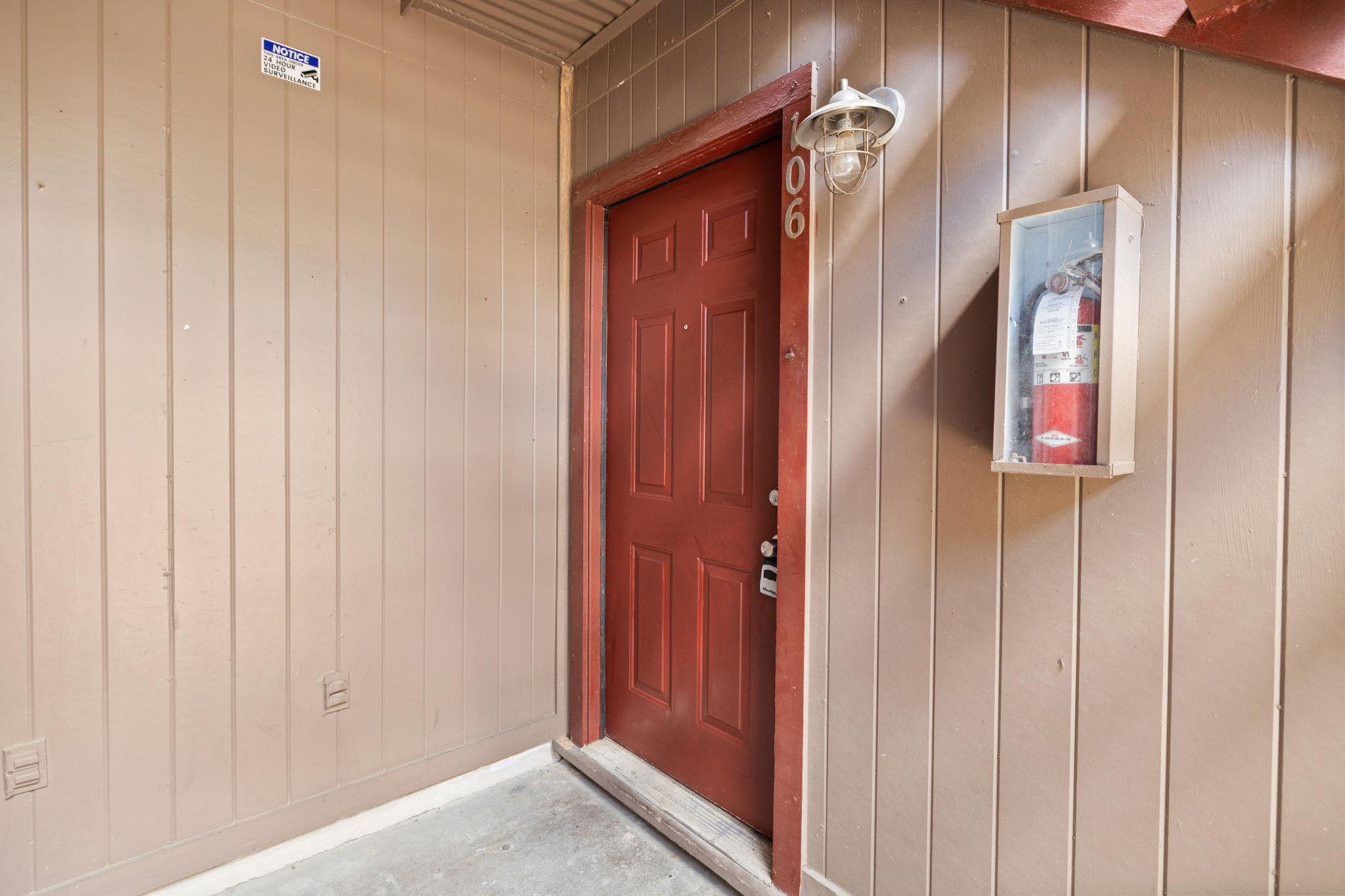 805 S Center St # 106, Austin, TX 78704