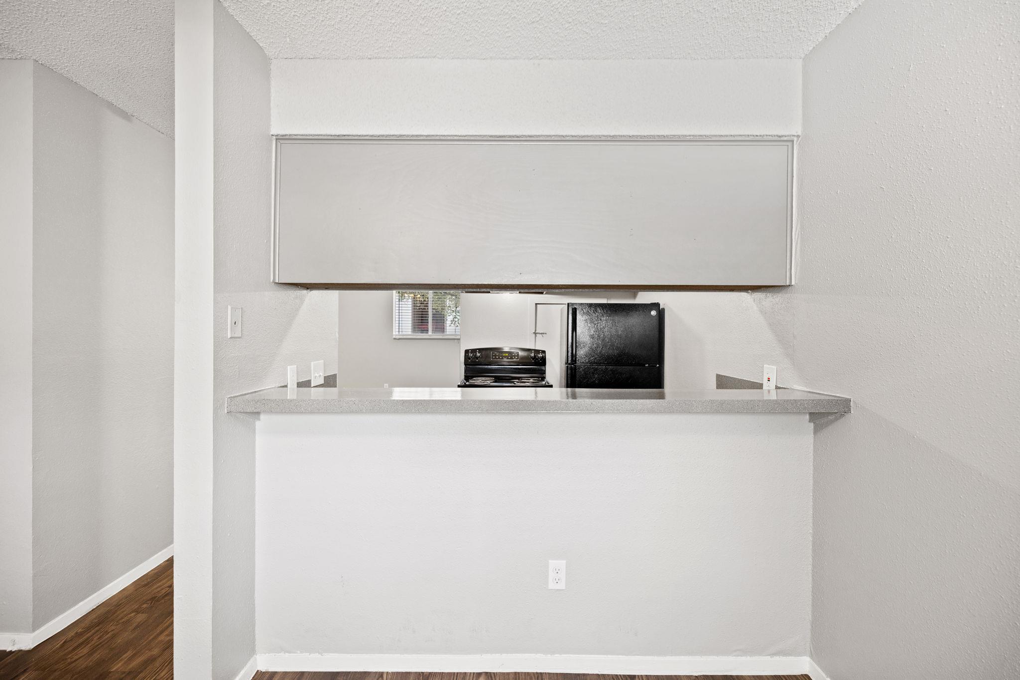 805 S Center St # 106, Austin, TX 78704