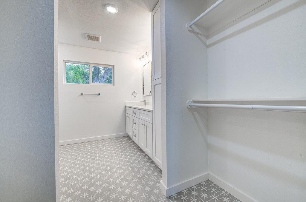 5407 Manor Rd, Austin, TX 78723