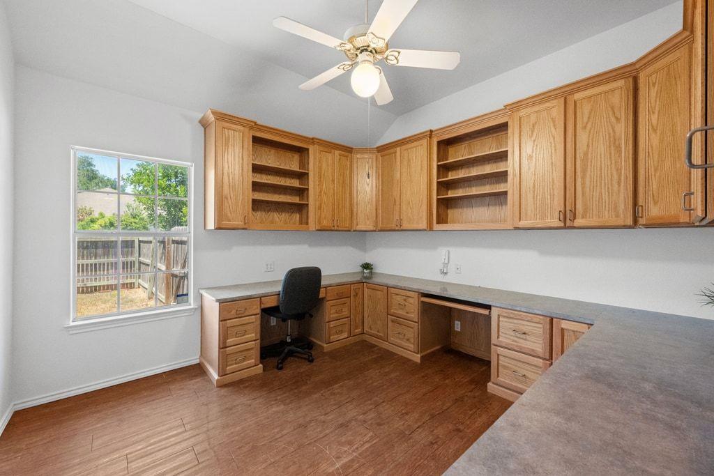 4917 Flaming Oak Cv, Austin, TX 78749