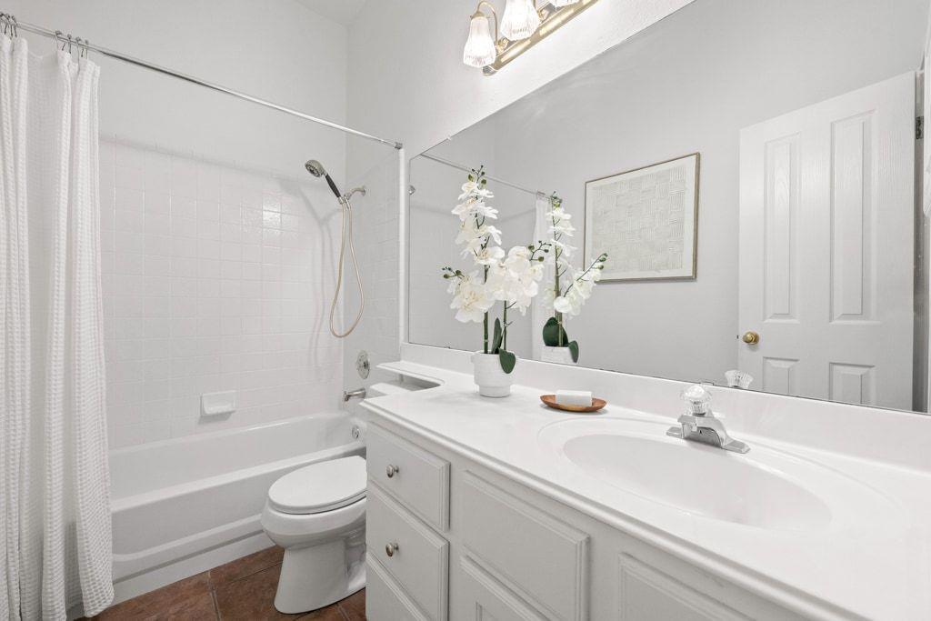 4917 Flaming Oak Cv, Austin, TX 78749