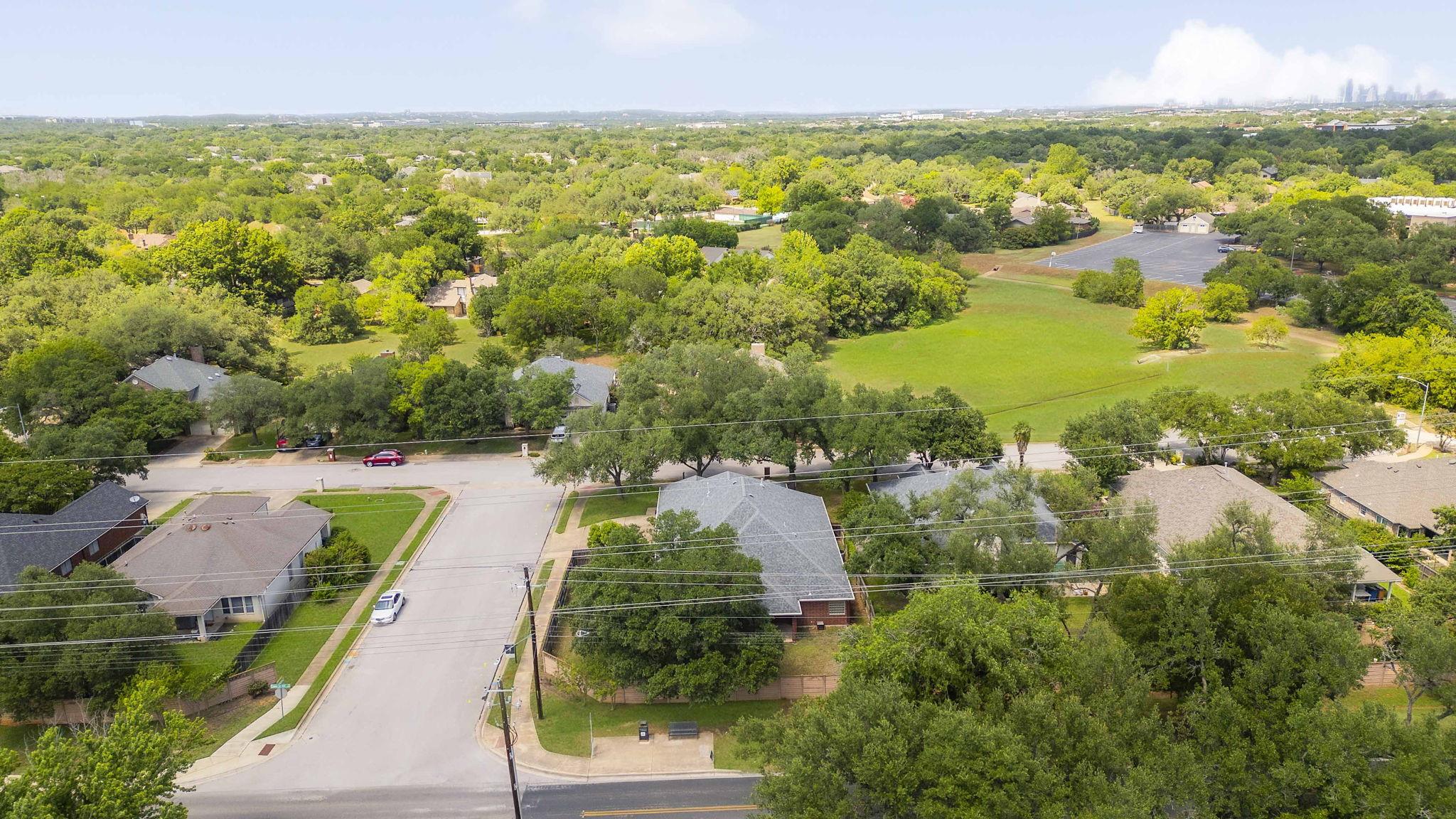 4917 Flaming Oak Cv, Austin, TX 78749