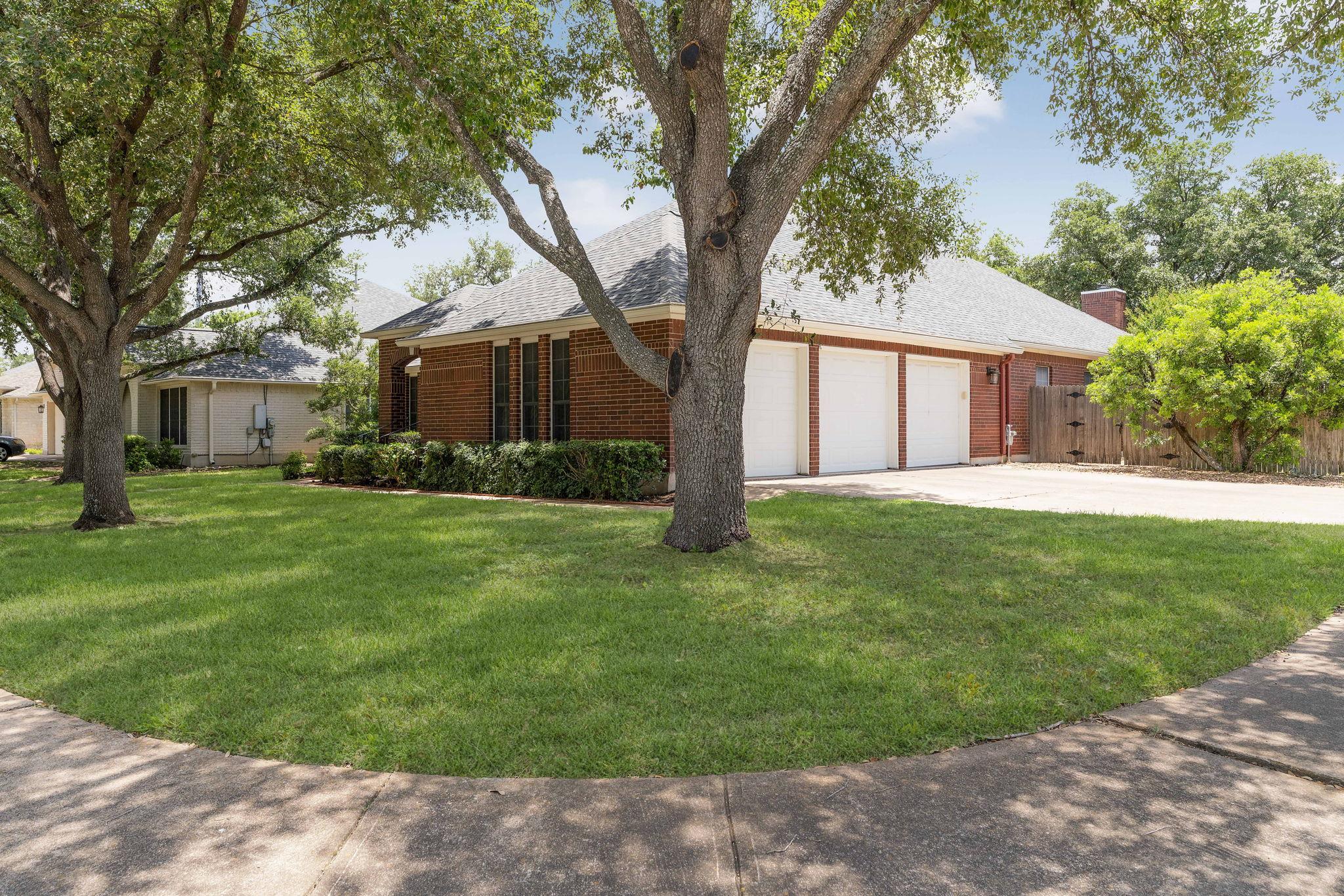 4917 Flaming Oak Cv, Austin, TX 78749
