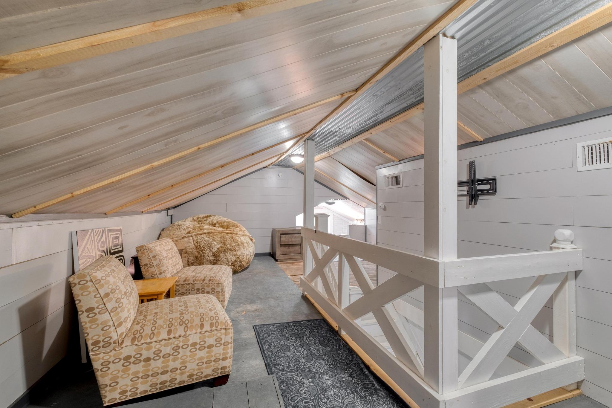 107 N Brazos St, Granger, TX 76530