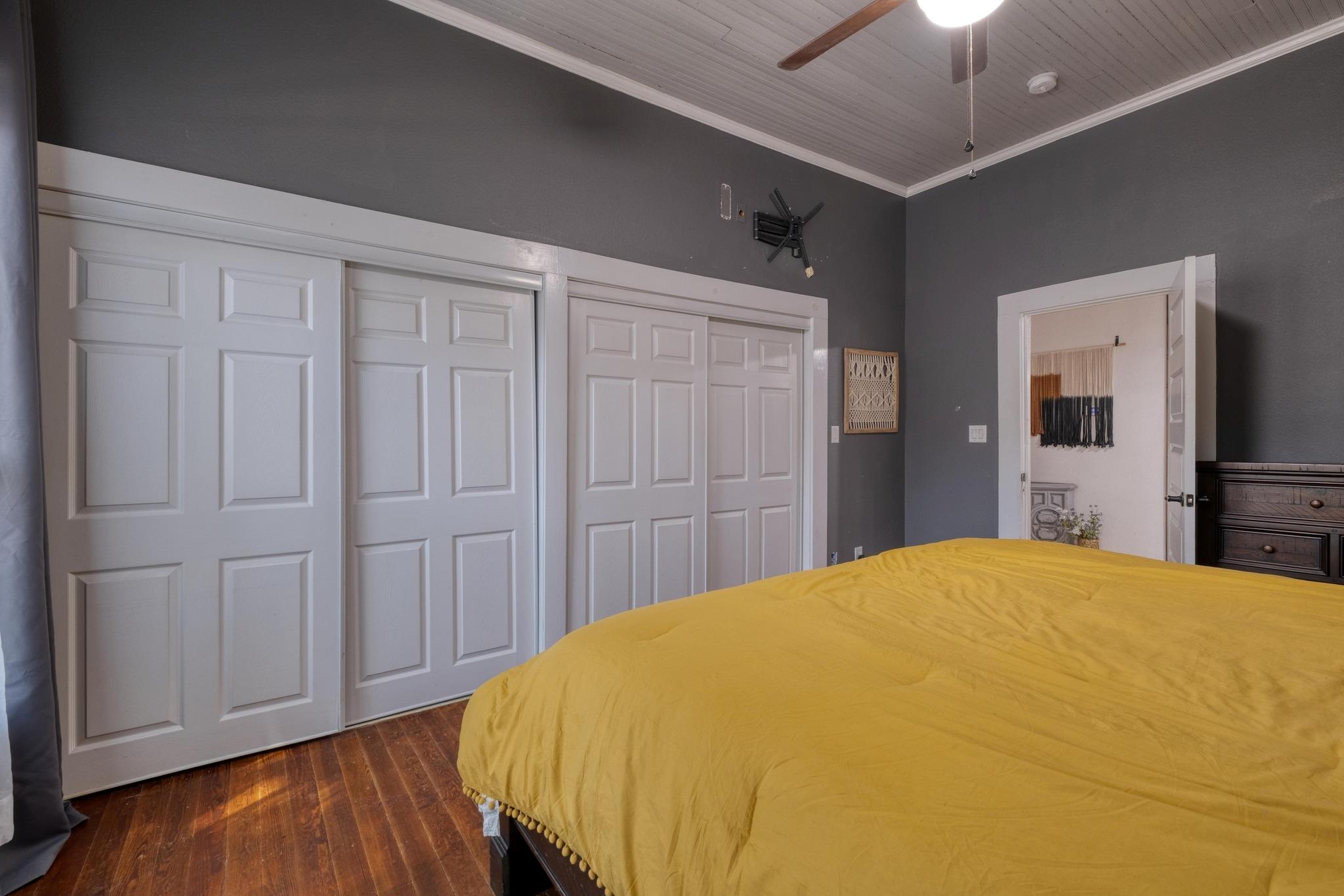 107 N Brazos St, Granger, TX 76530