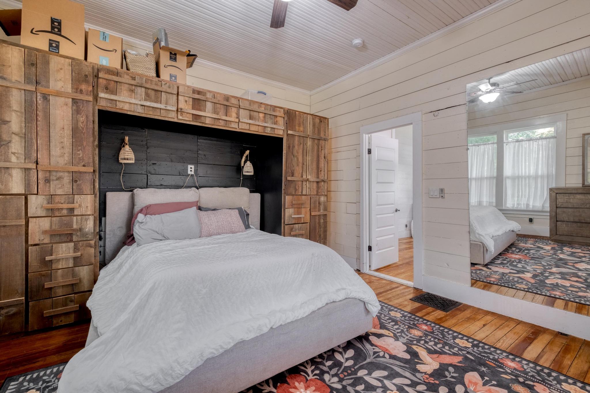 107 N Brazos St, Granger, TX 76530