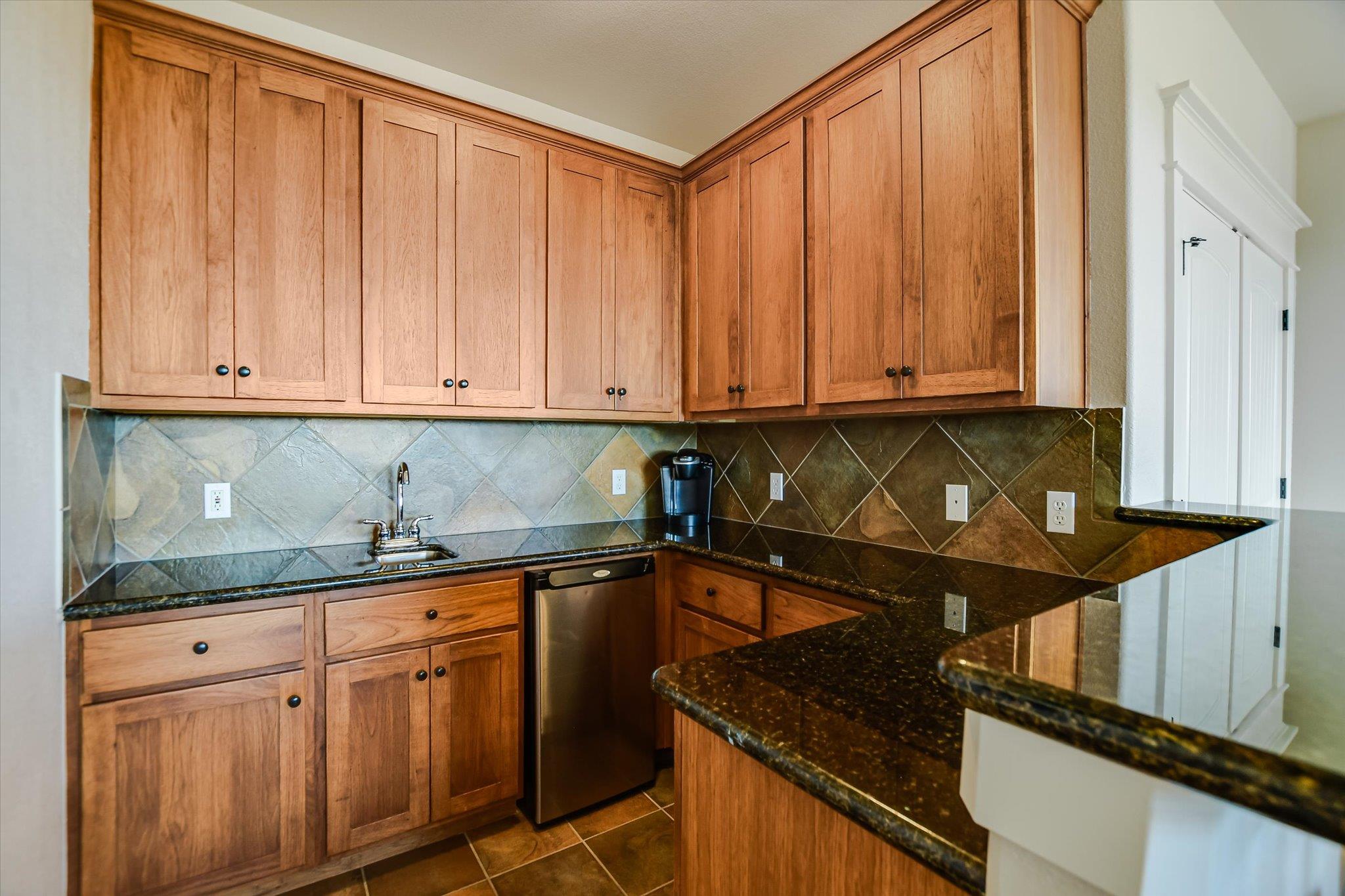 6921 Starboard Cv, Jonestown, TX 78645