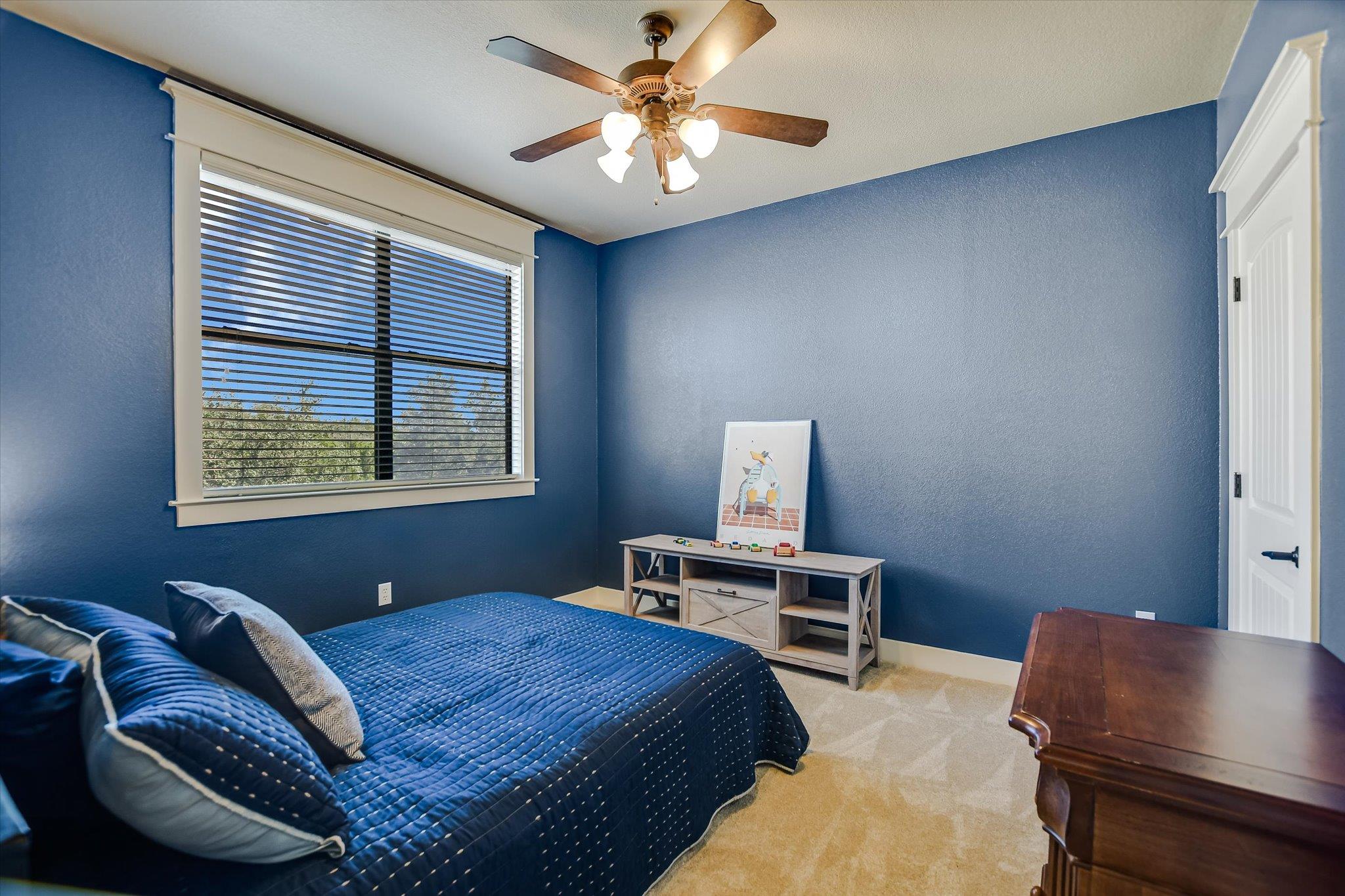 6921 Starboard Cv, Jonestown, TX 78645