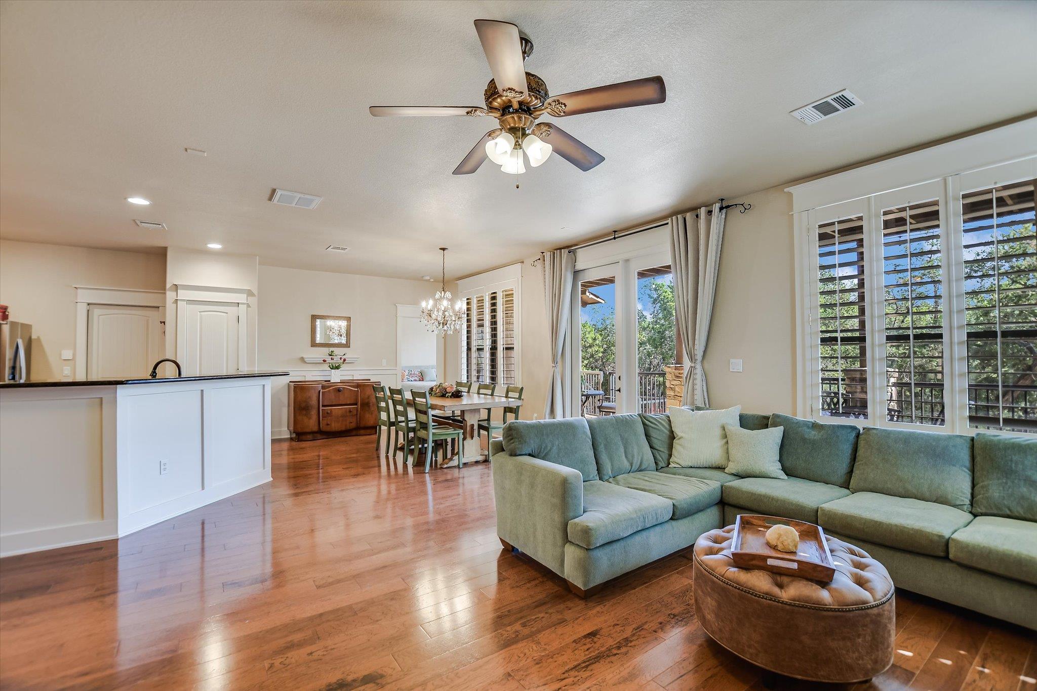 6921 Starboard Cv, Jonestown, TX 78645