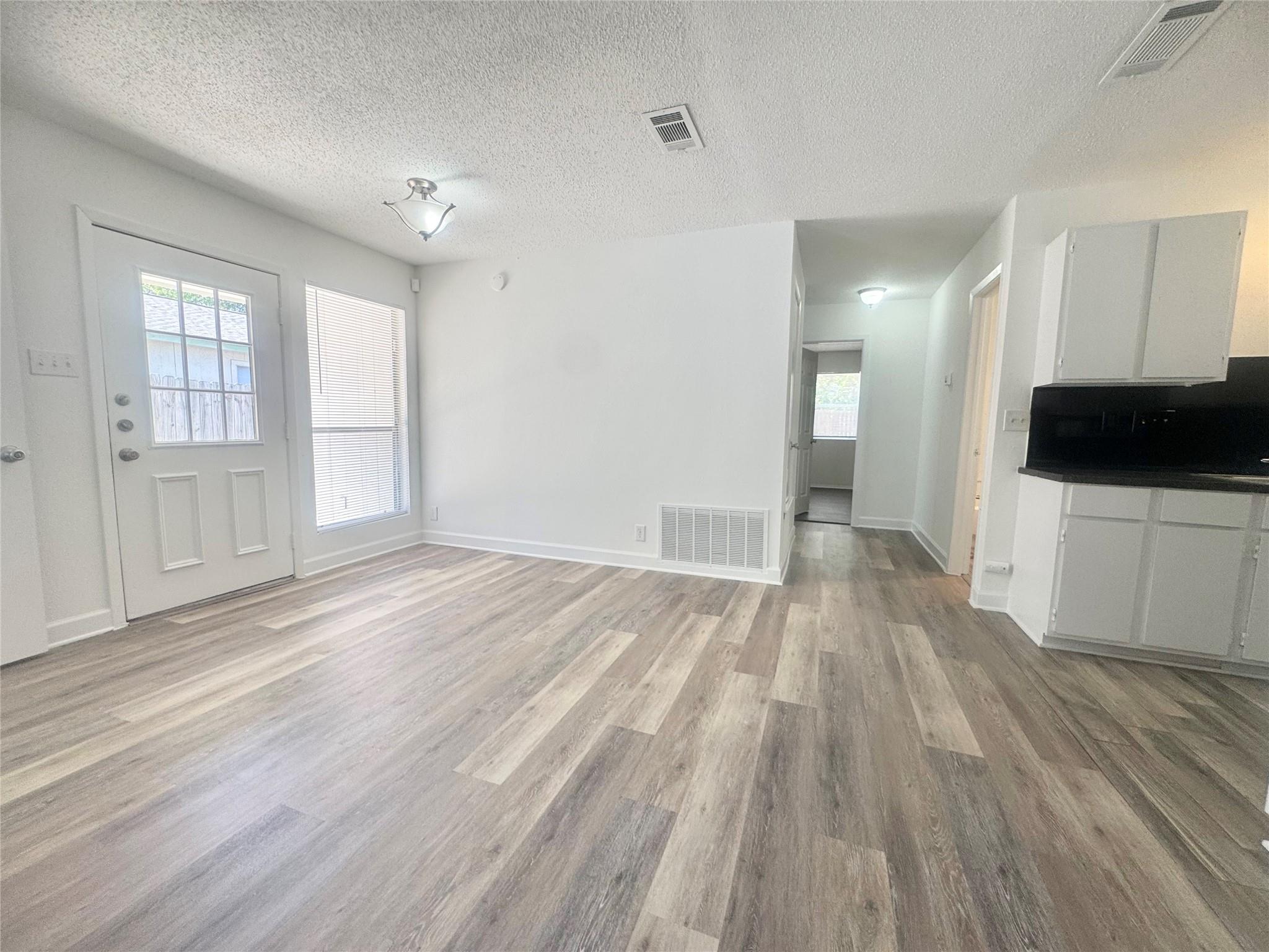 6900 Trendal Ln, Austin, TX 78744