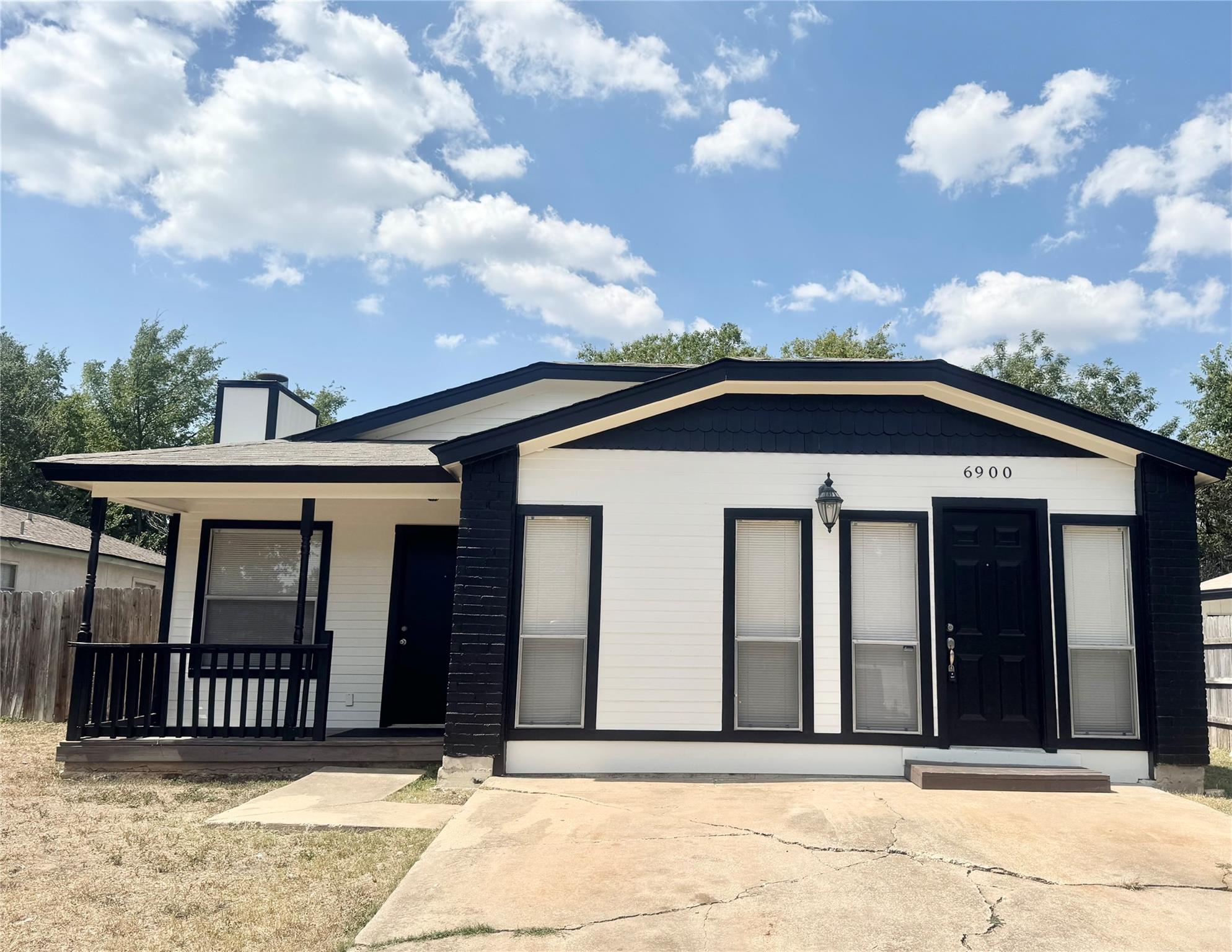 6900 Trendal Ln, Austin, TX 78744