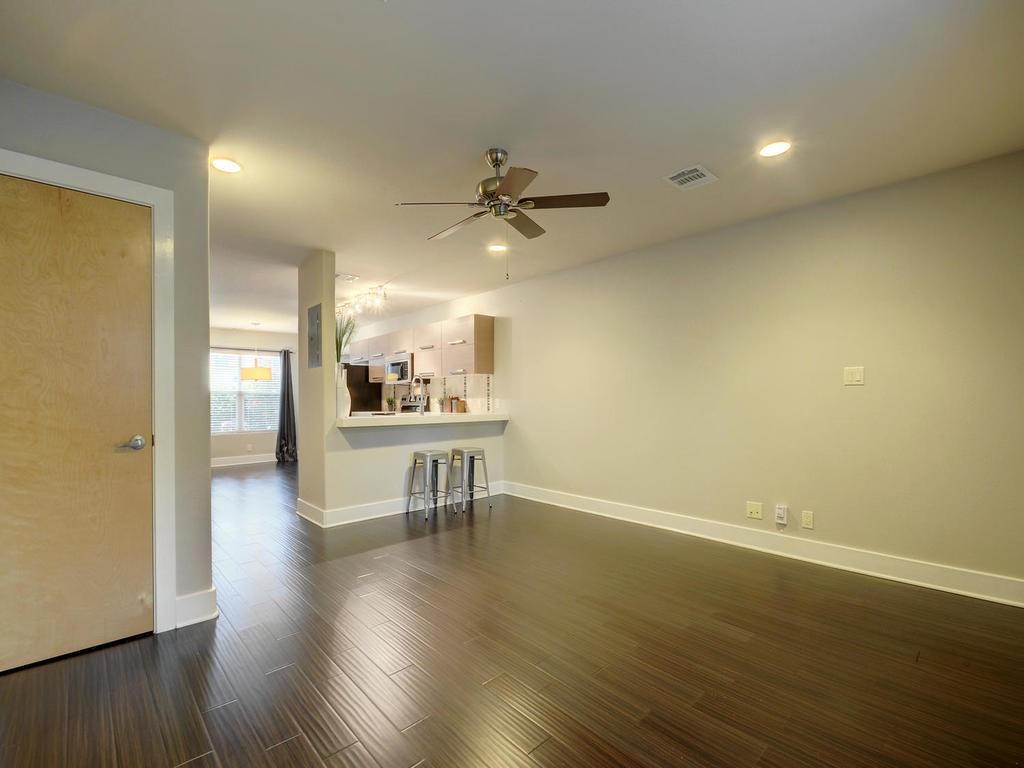 1101 Grove Blvd # 208, Austin, TX 78741