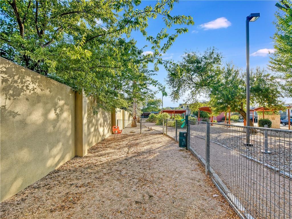 1101 Grove Blvd # 208, Austin, TX 78741