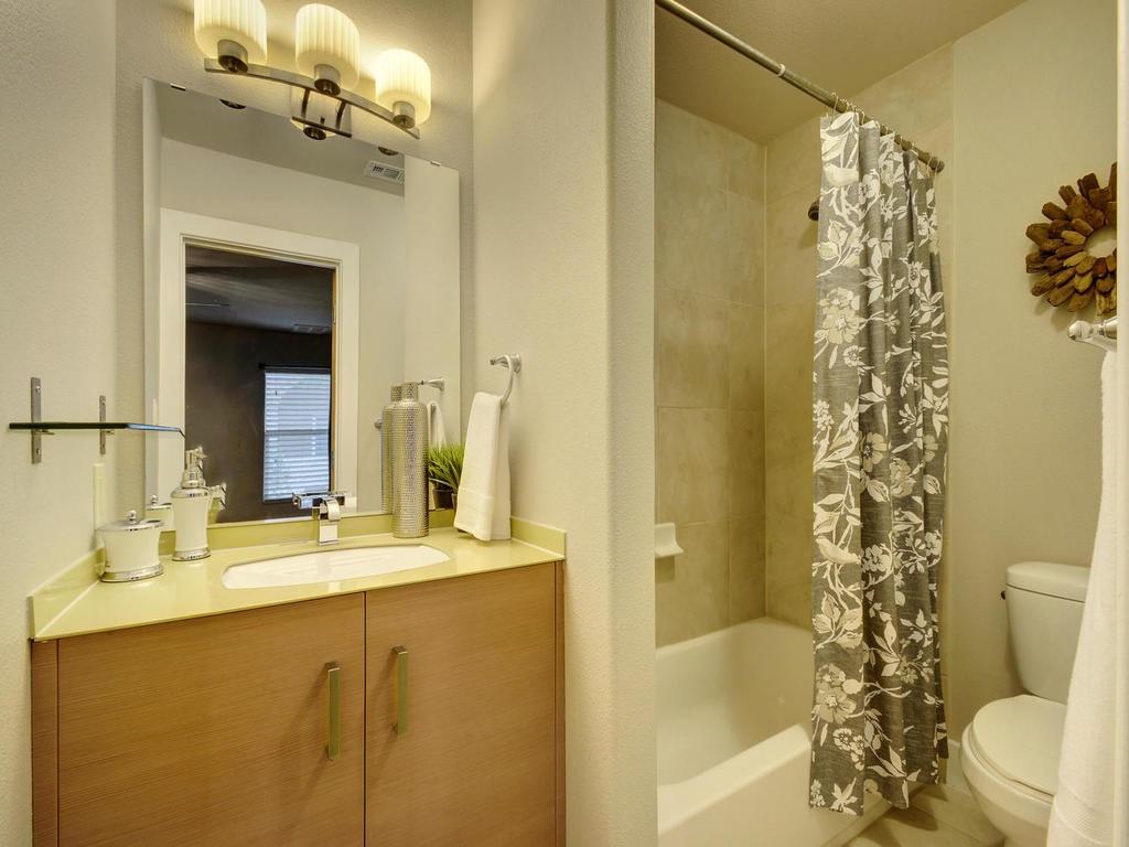 1101 Grove Blvd # 208, Austin, TX 78741