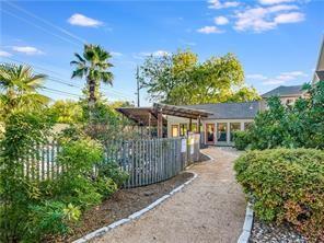 1101 Grove Blvd # 208, Austin, TX 78741