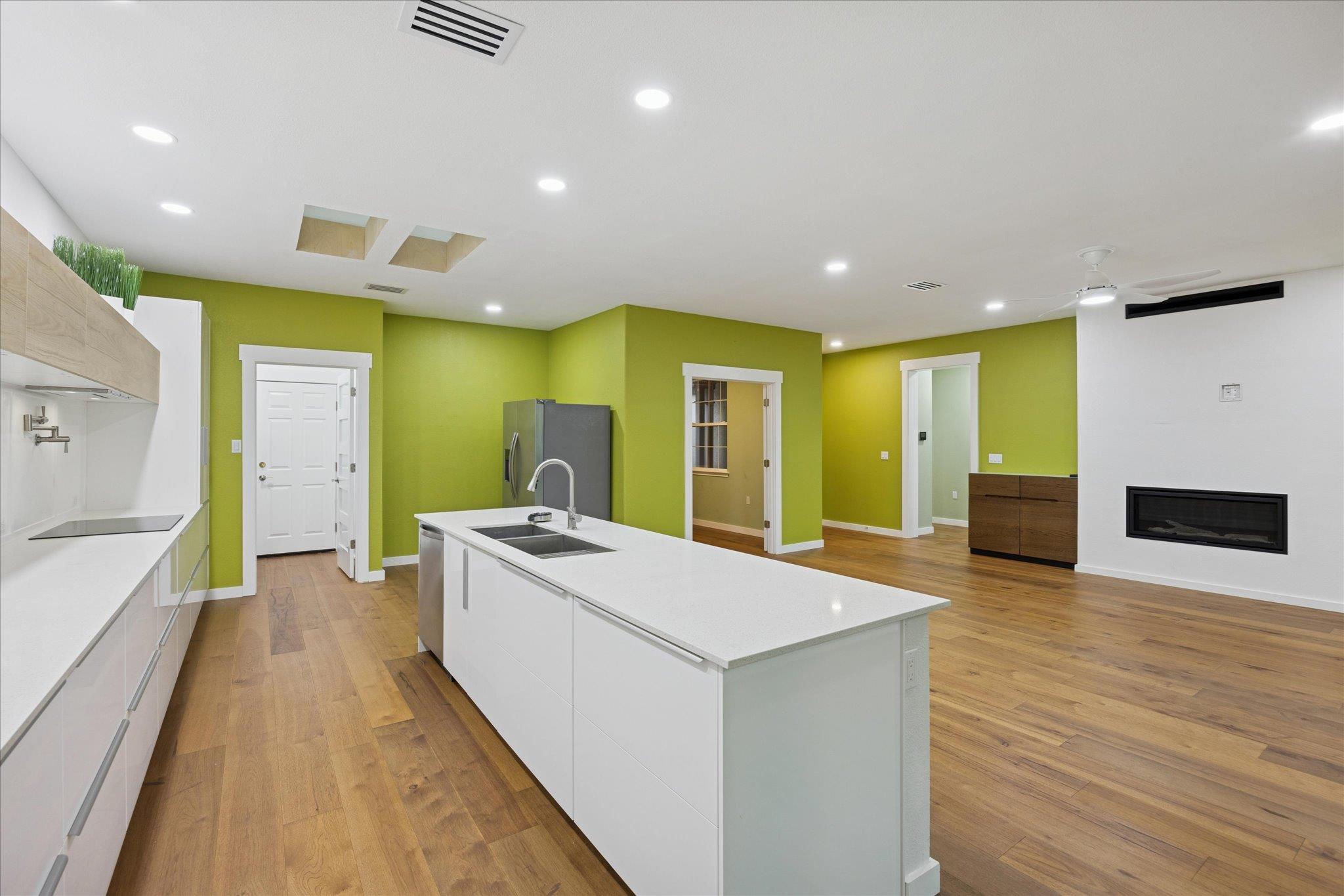 110 Hale Ct, Georgetown, TX 78633