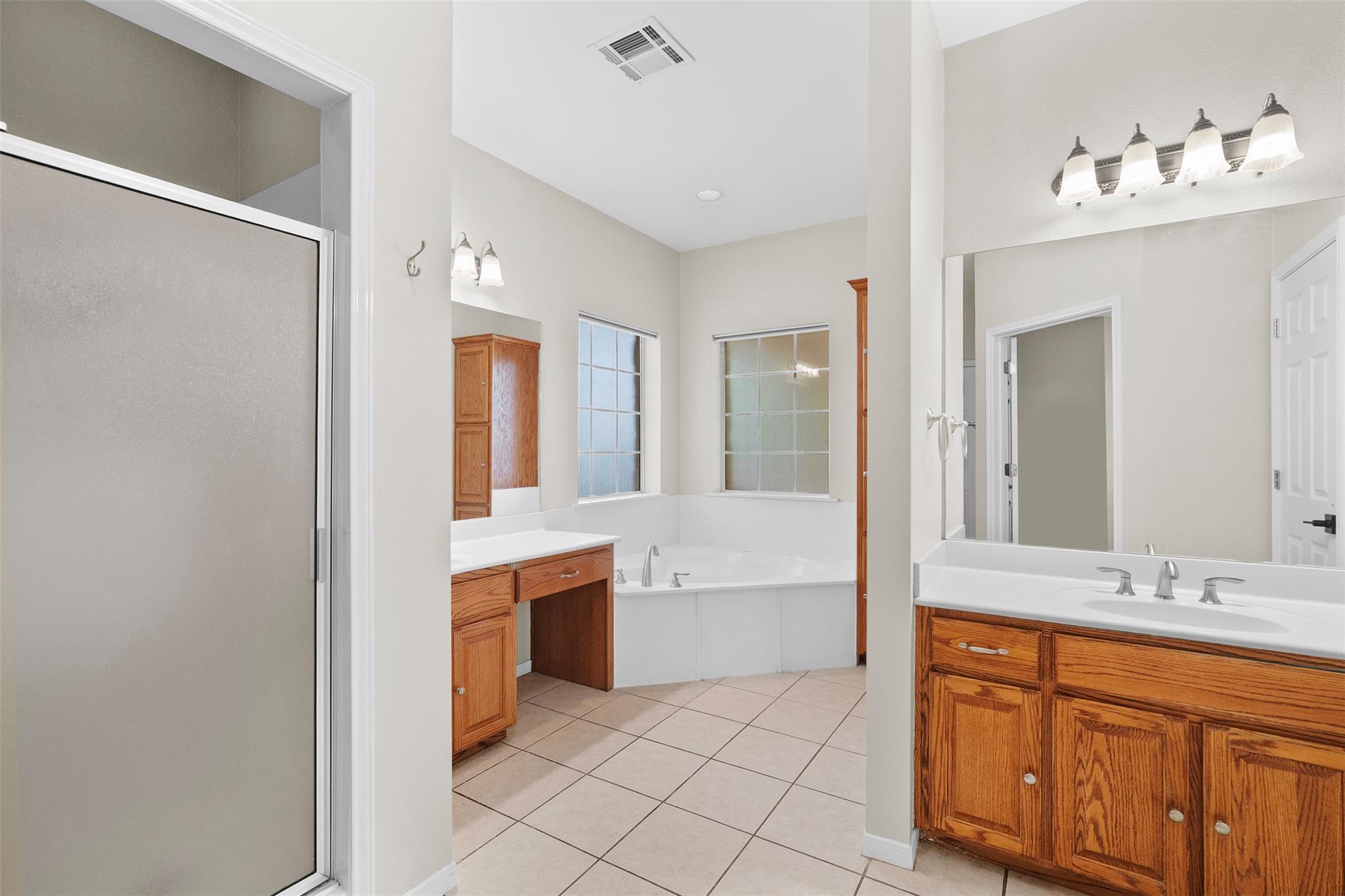 1412 Indian Trl, Salado, TX 76571